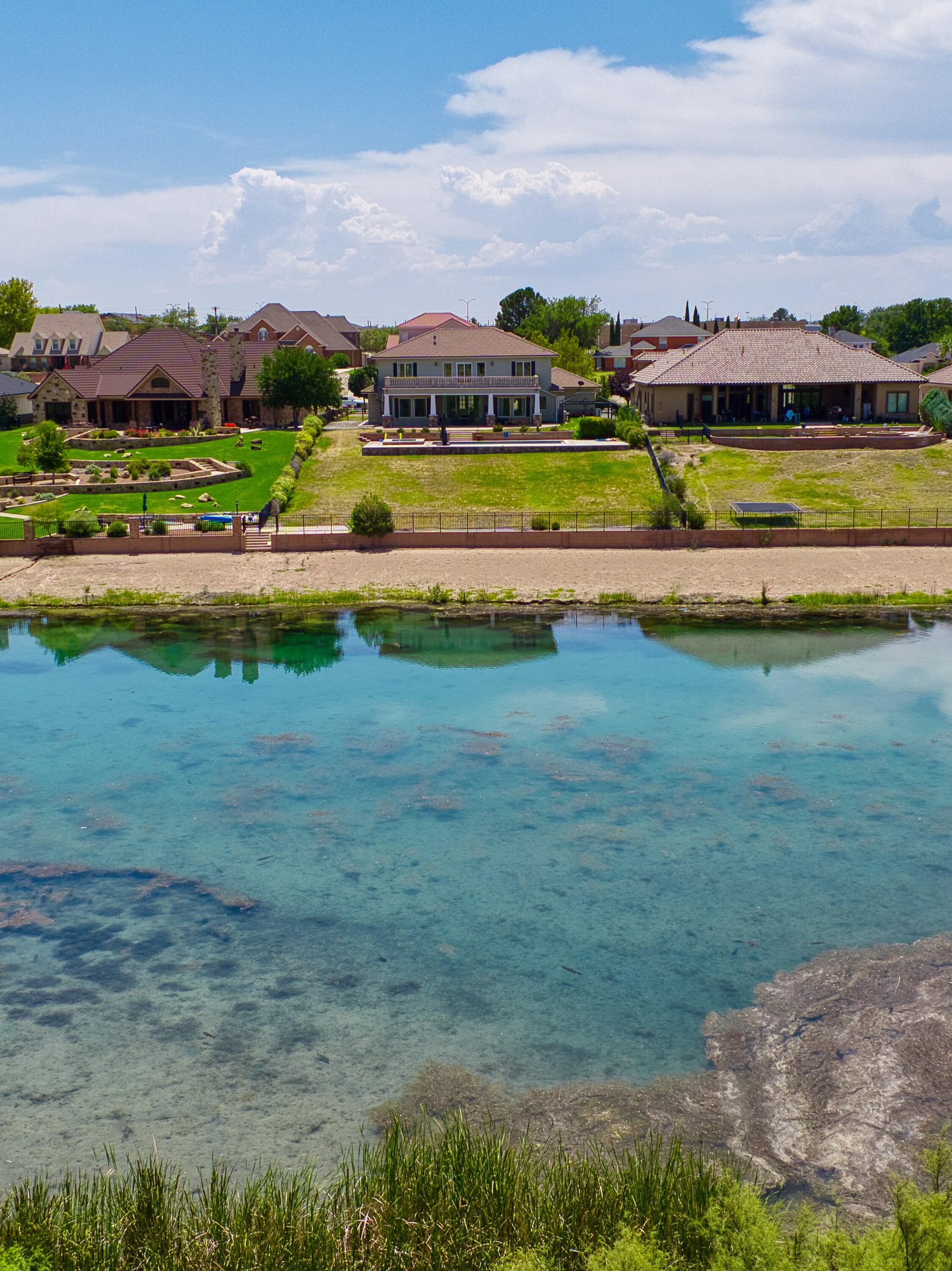 Carlsbad, New Mexico, 88220, United States, 5 Bedrooms Bedrooms, ,4 BathroomsBathrooms,Residential,For Sale,1974334
