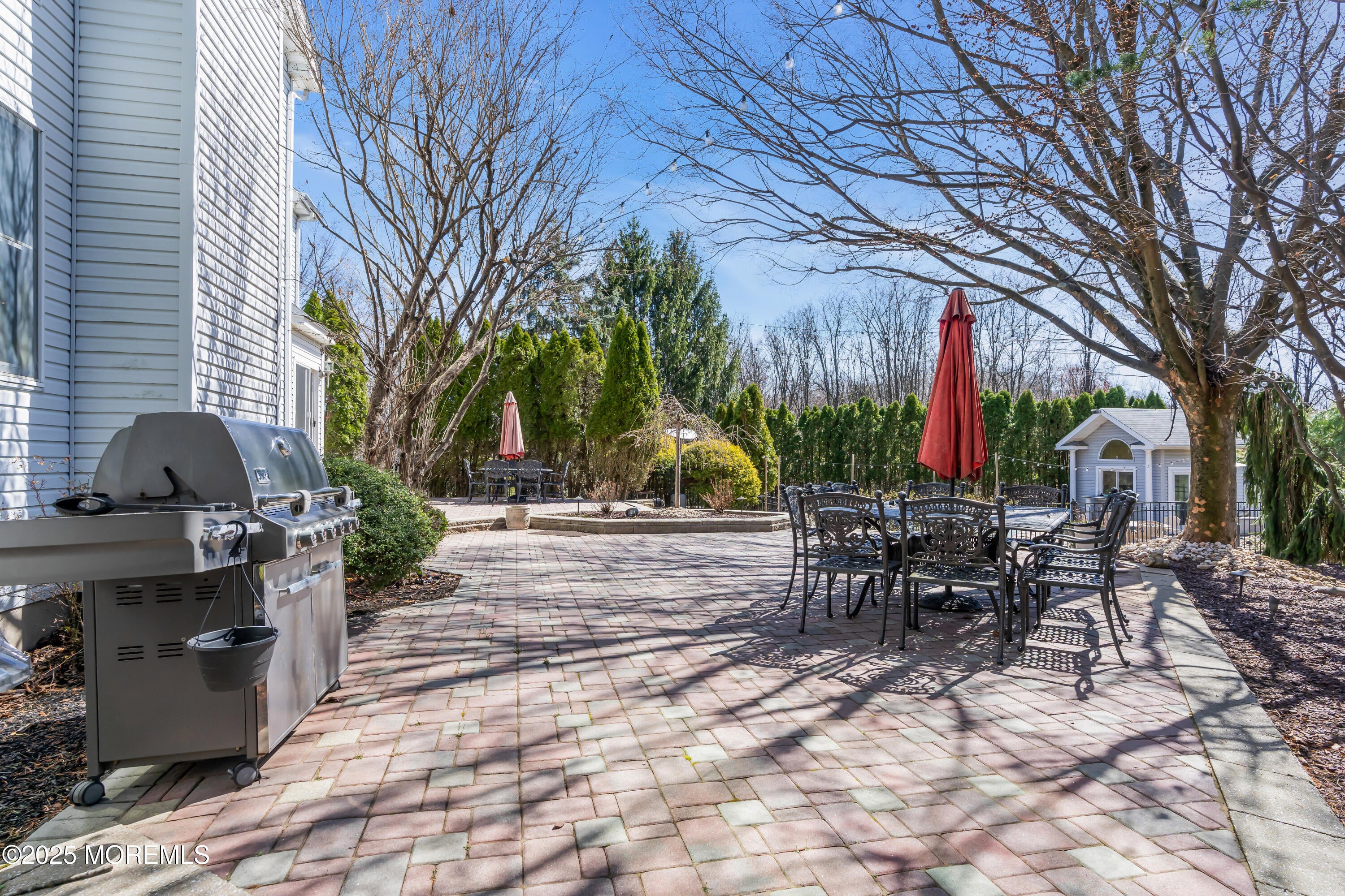 Manalapan, New Jersey, 07726, United States, 6 Bedrooms Bedrooms, ,5 BathroomsBathrooms,Residential,For Sale,1976013