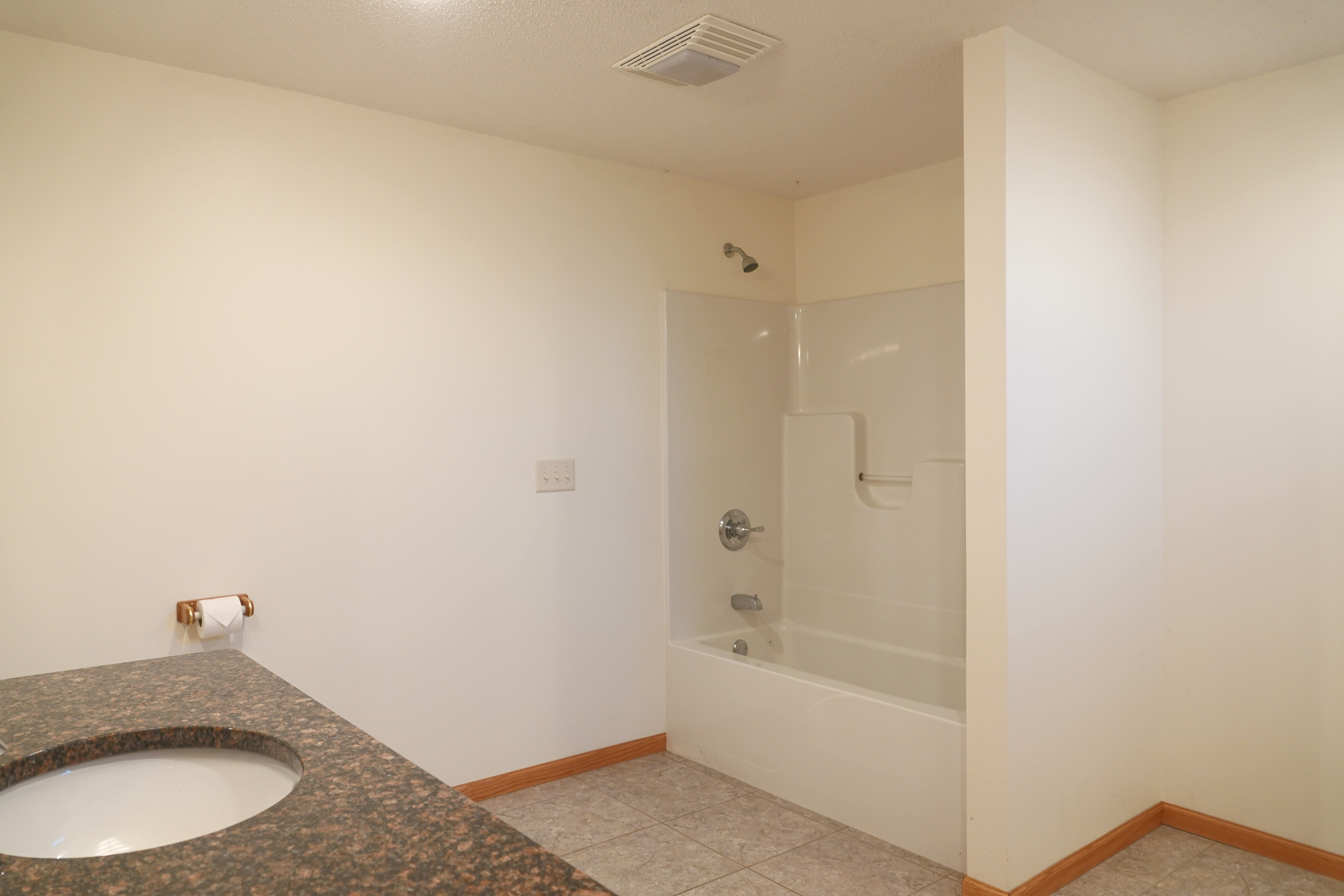 Abbotsford, Wisconsin, 54405, United States, 4 Bedrooms Bedrooms, ,4 BathroomsBathrooms,Residential,For Sale,1977625