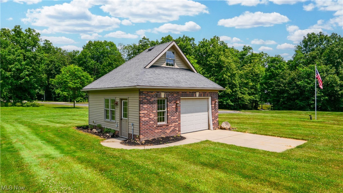 Garrettsville, Ohio, 44231, United States, 3 Bedrooms Bedrooms, ,3 BathroomsBathrooms,Residential,For Sale,1890626