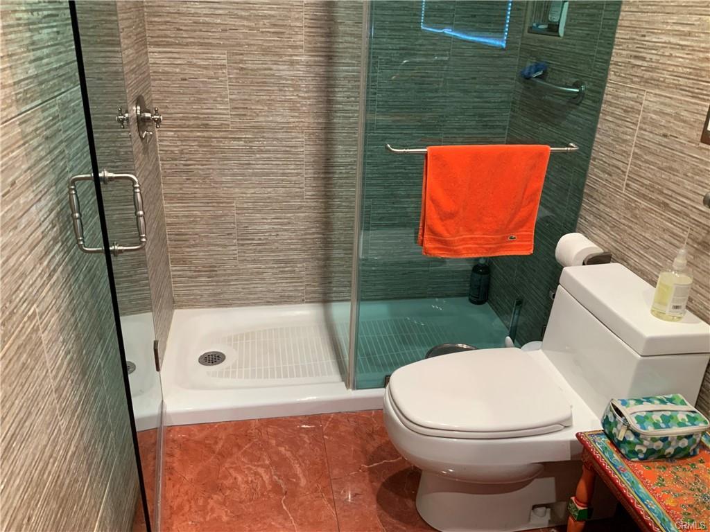 Glendale, California, 91203, United States, 1 Bedroom Bedrooms, ,1 BathroomBathrooms,Residential,For Sale,1969295