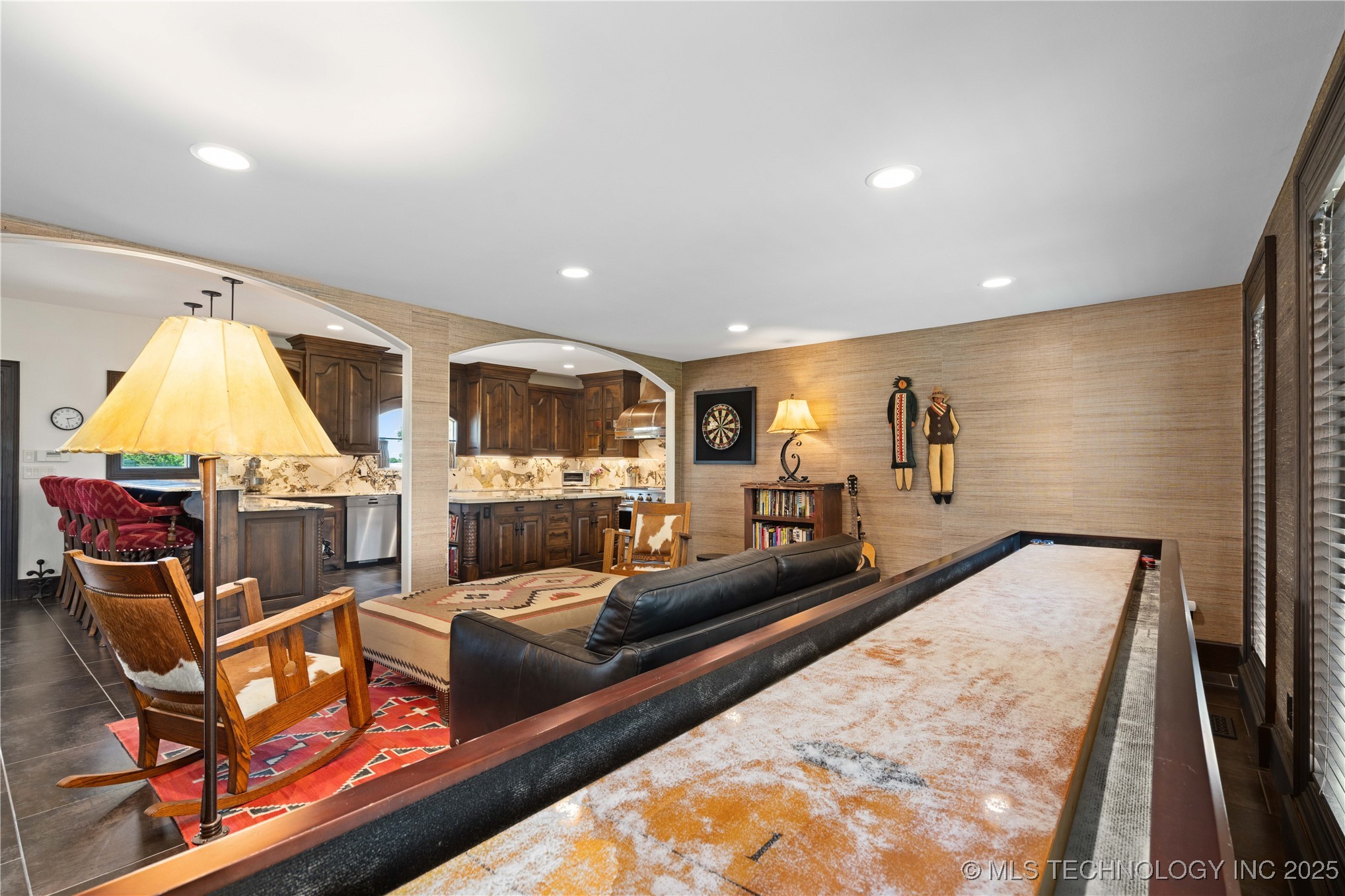 Bixby, Oklahoma, 74008, United States, 4 Bedrooms Bedrooms, ,5 BathroomsBathrooms,Residential,For Sale,1837310