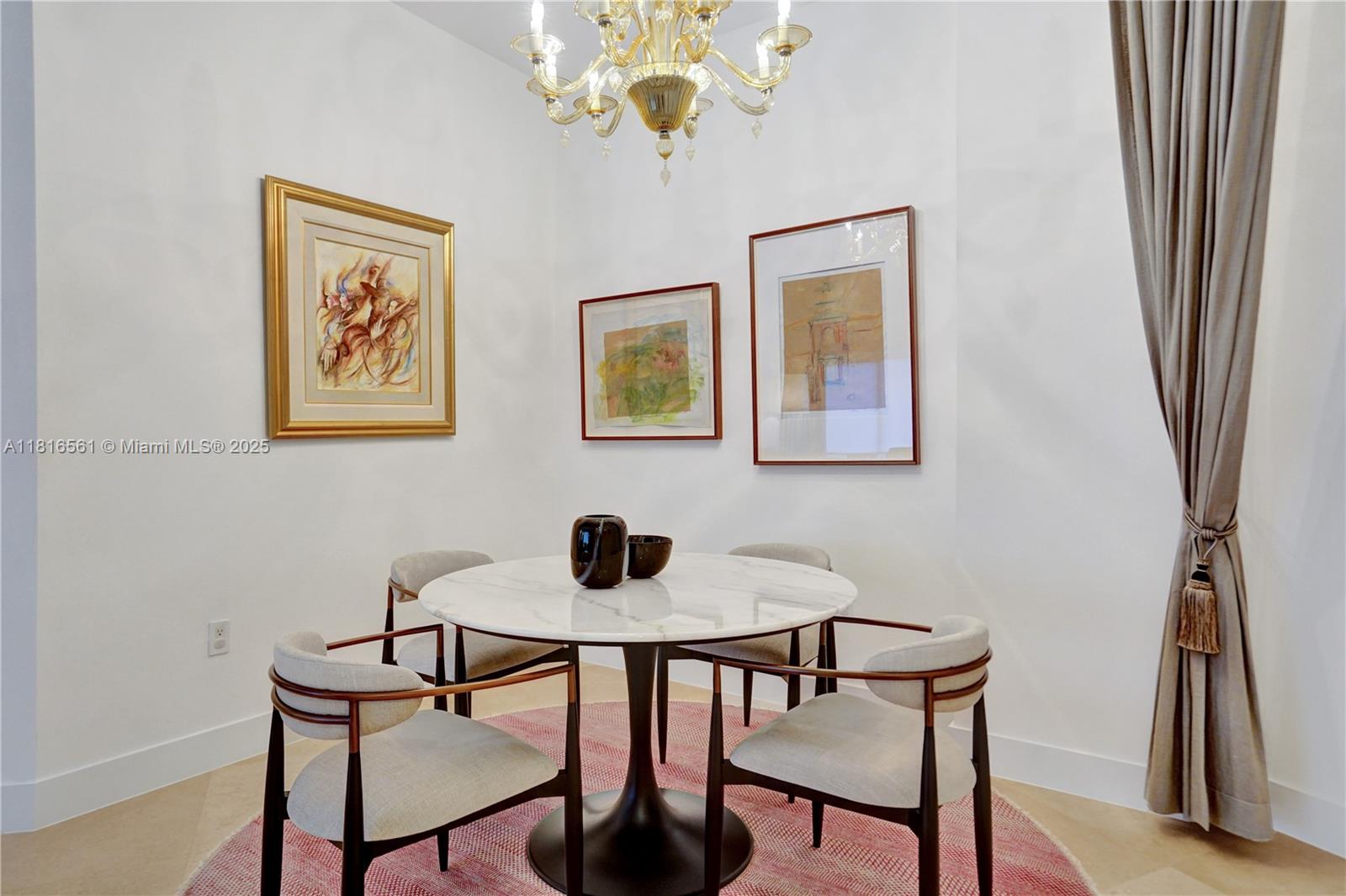 Aventura, Florida, 33180, United States, 2 Bedrooms Bedrooms, ,2 BathroomsBathrooms,Residential,For Sale,1848043