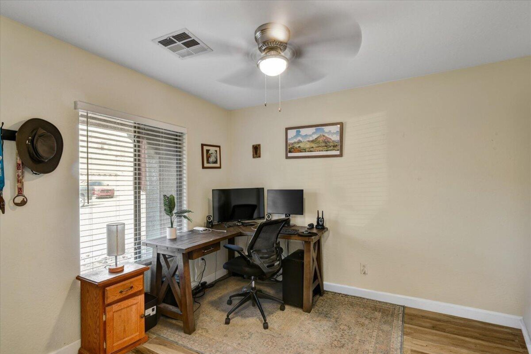 2329 W Barwick Drive¦Phoenix, AZ - 物件實景