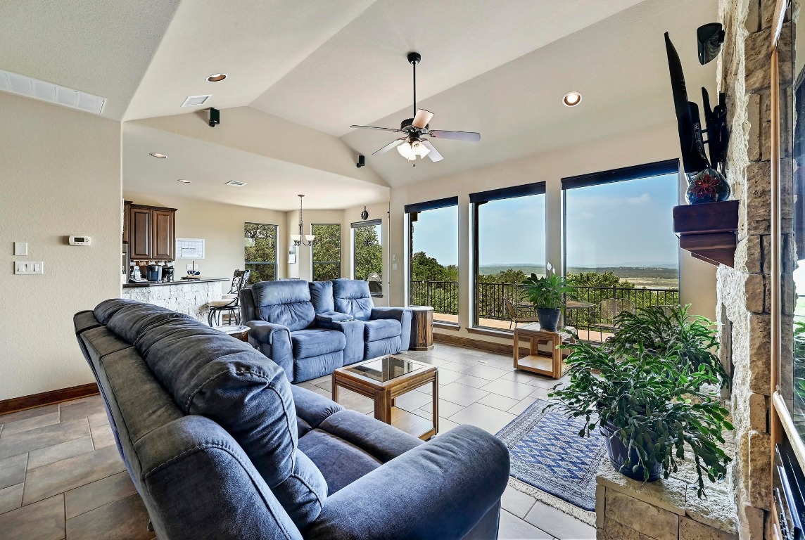 Lago Vista, Texas, 78645, United States, 3 Bedrooms Bedrooms, ,4 BathroomsBathrooms,Residential,For Sale,1828284