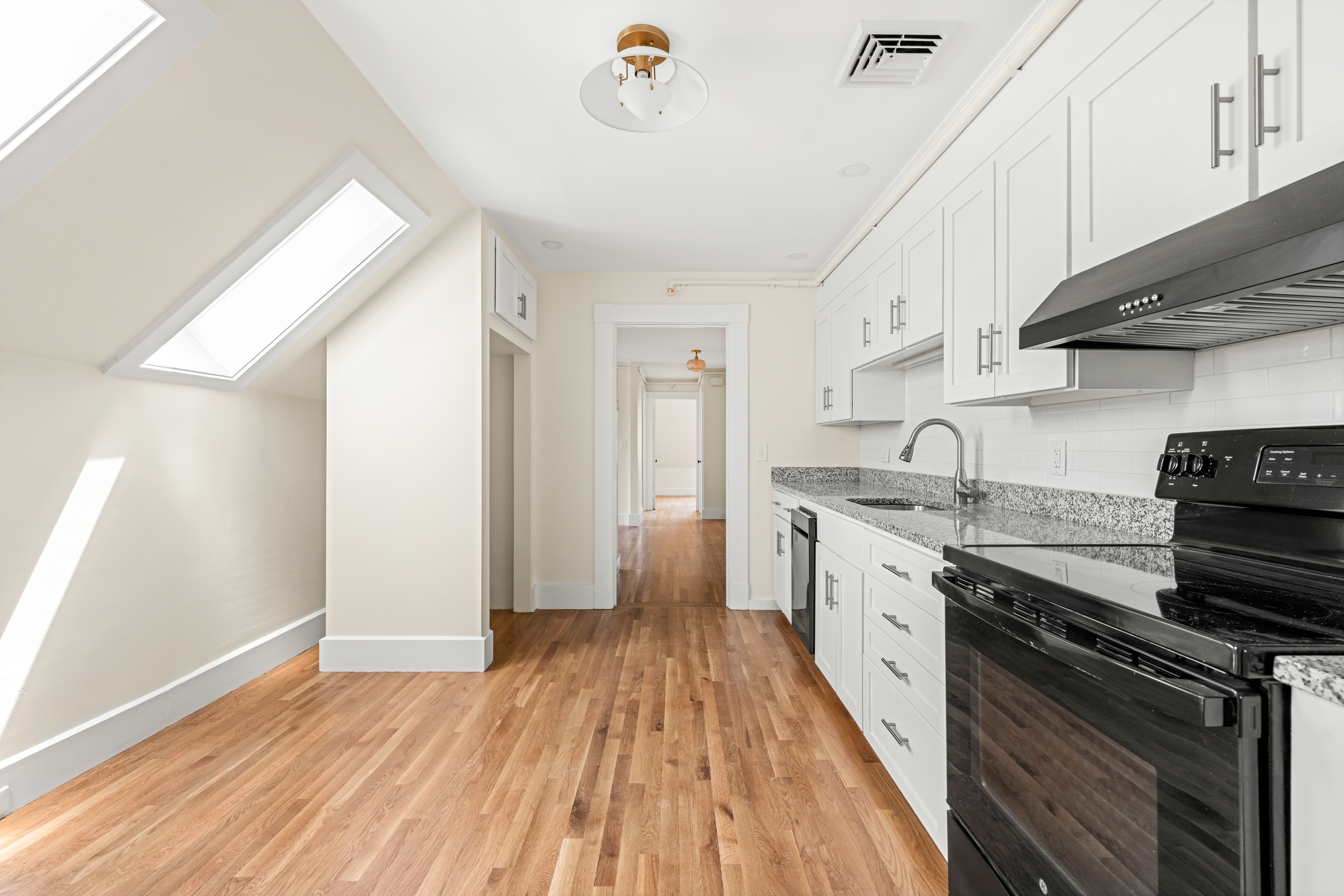 16 Loring Avenue, Salem, MA, 01970 - 物件實景