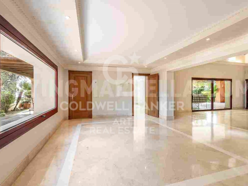 Marbella, Andalusia, ES, 5 Bedrooms Bedrooms, ,4 BathroomsBathrooms,Residential,For Sale,1804949