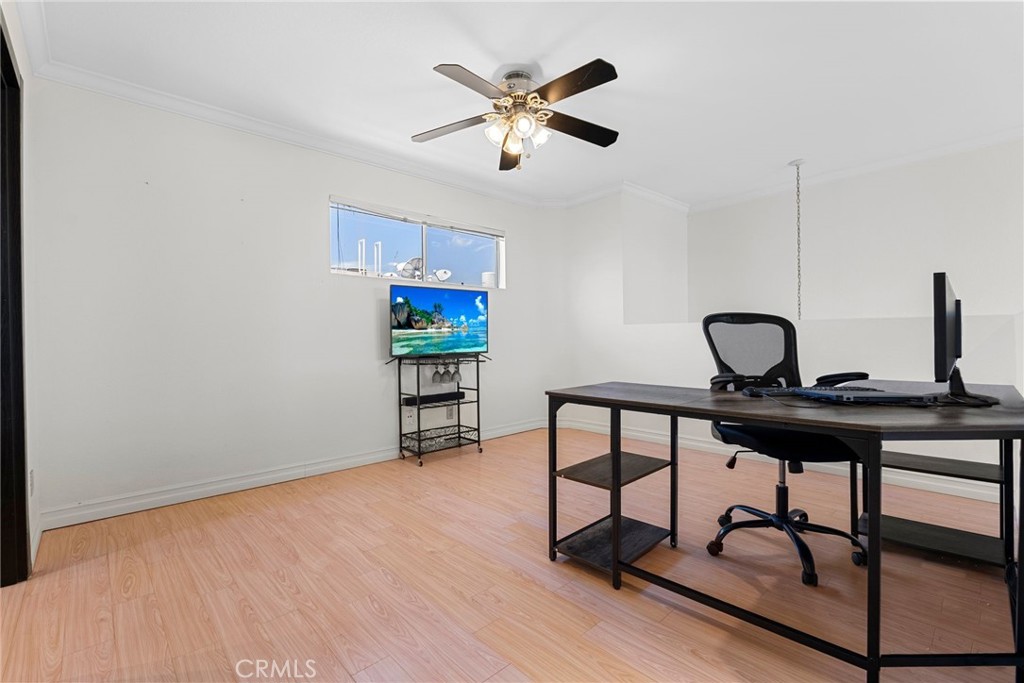 Sherman Oaks, California, 91423, United States, 2 Bedrooms Bedrooms, ,2 BathroomsBathrooms,Residential,For Sale,1708509