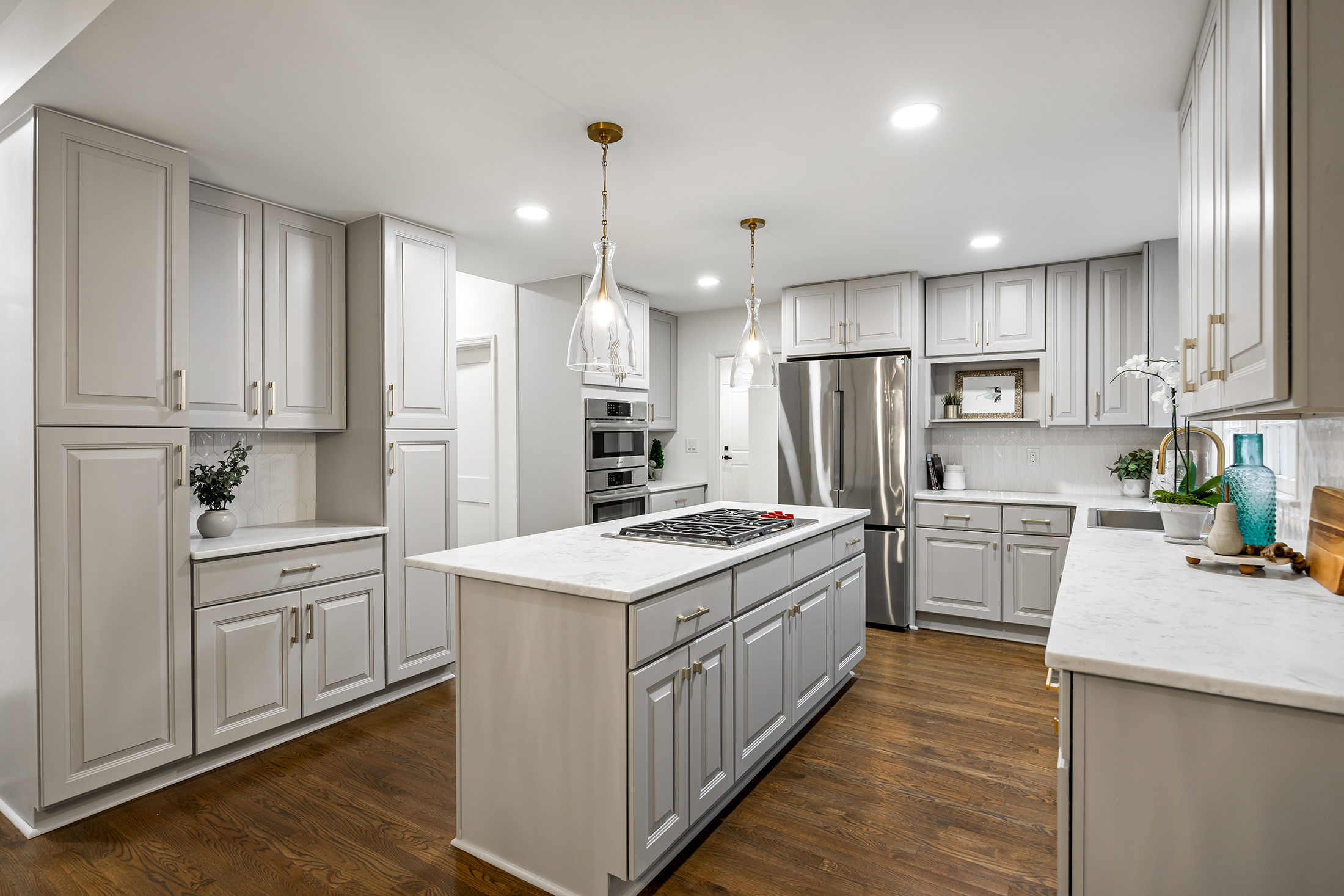  Timeless Architecture, Refined Interiors, and Modern Comfort in Sandy Springs - 物件實景