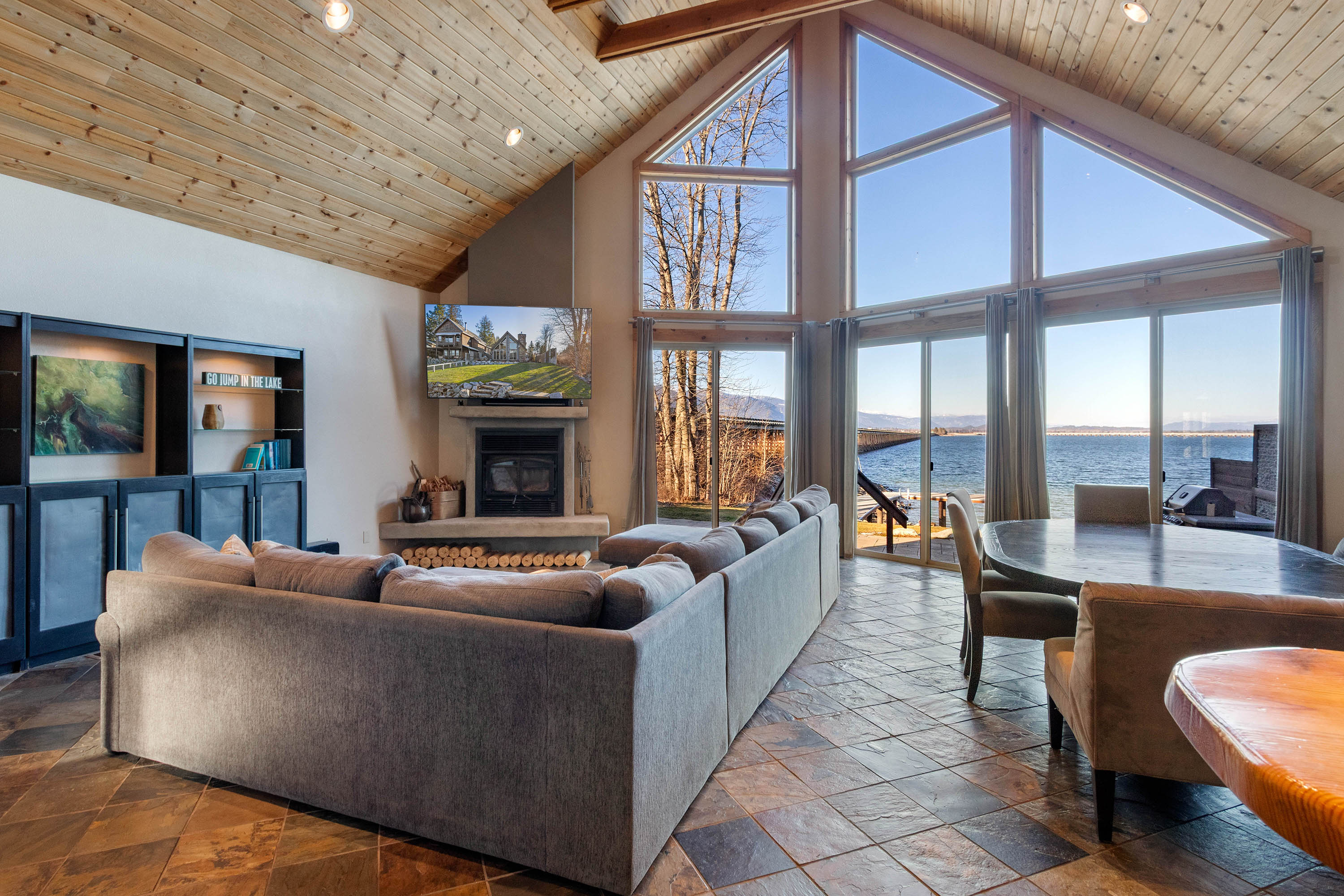 Sagle, Idaho, 83860, United States, 4 Bedrooms Bedrooms, ,2 BathroomsBathrooms,Residential,For Sale,2013773