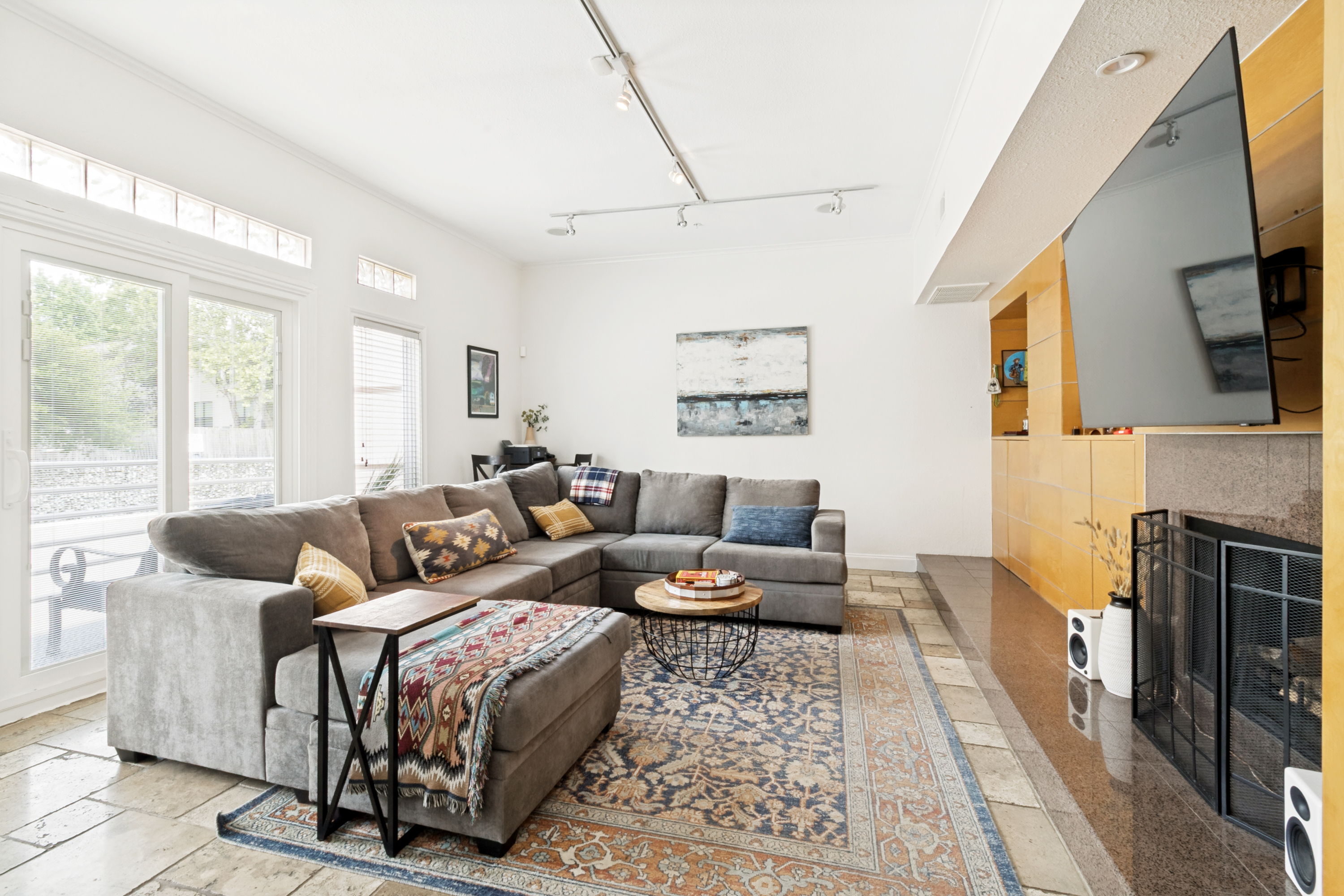  4040 Avondale Avenue #204 - 物件實景