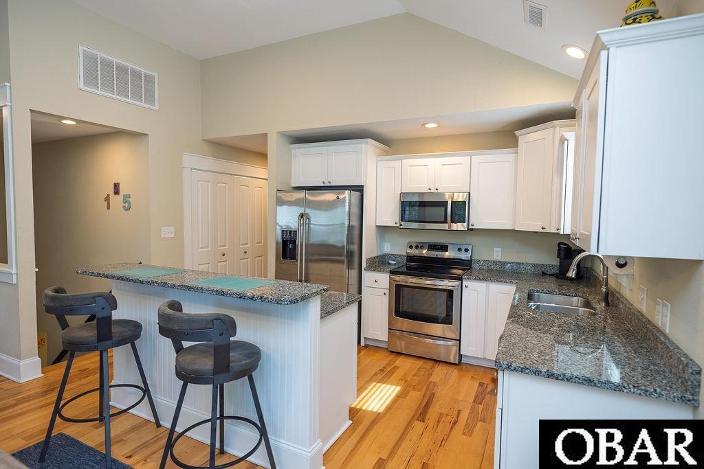 Kill Devil Hills, North Carolina, 27948-8528, United States, 4 Bedrooms Bedrooms, ,3 BathroomsBathrooms,Residential,For Sale,1954577