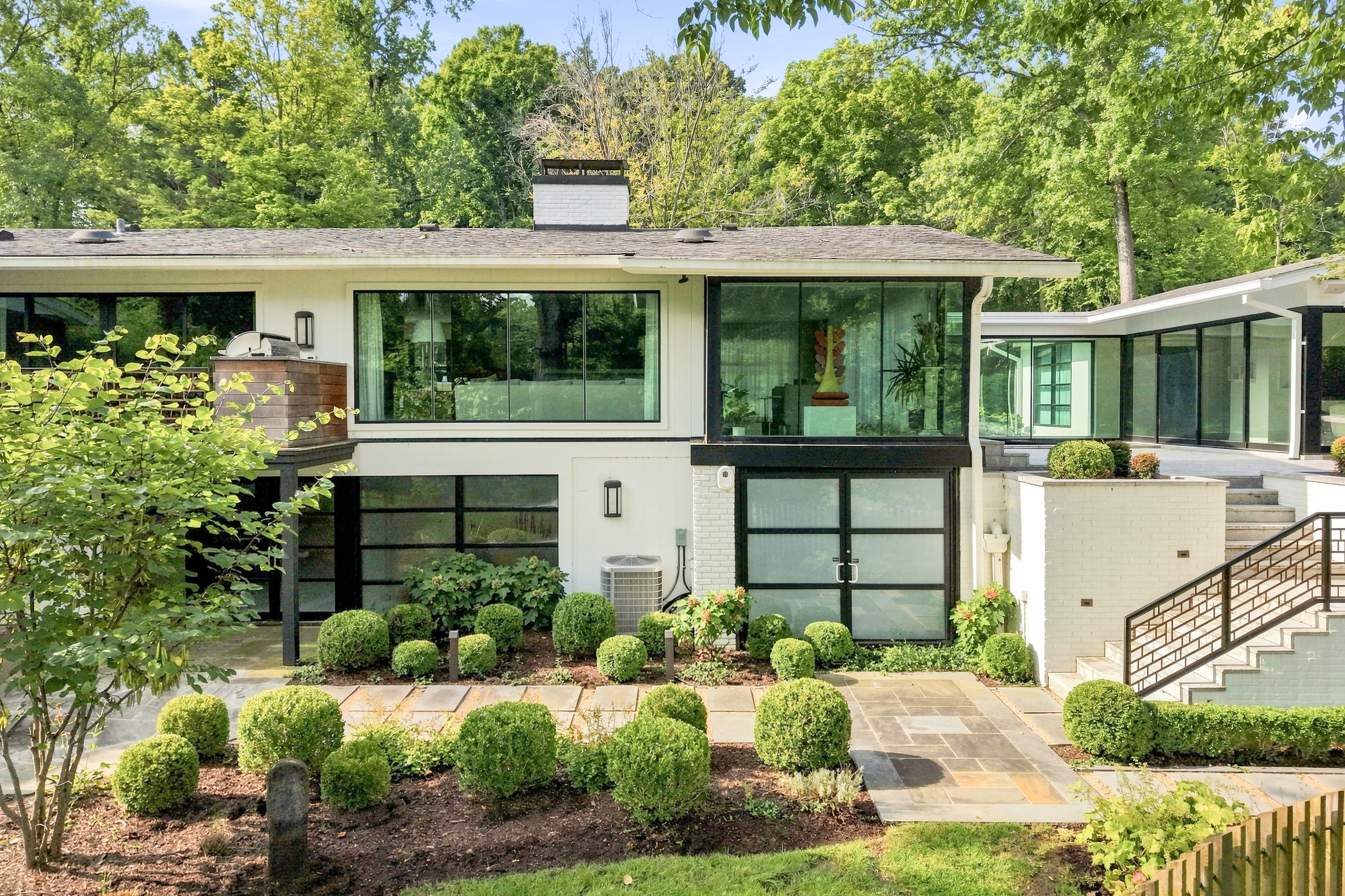  62 Indian Hills Trail, Louisville, KY 40207 - 物件實景