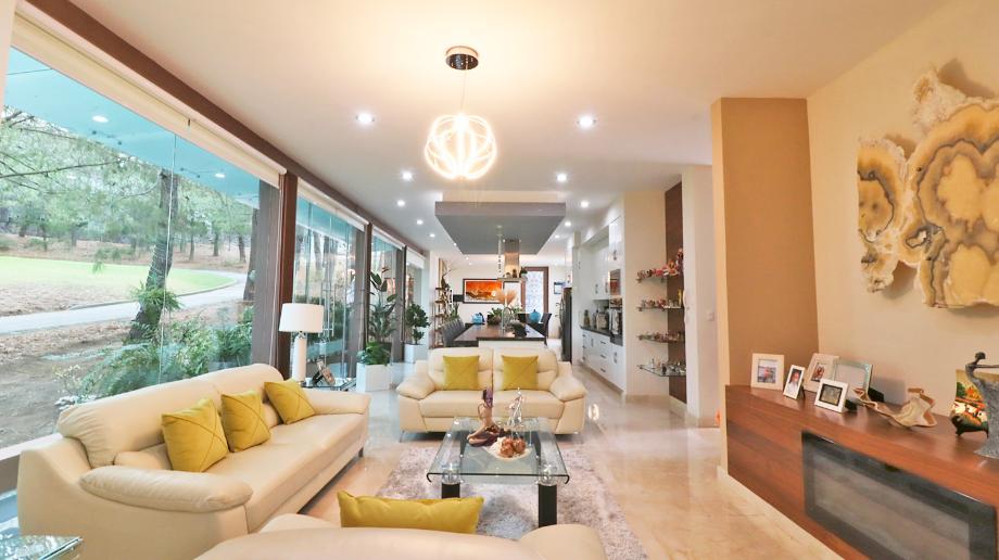 Morelia, Michoacán de Ocampo, 58350, Mexico, 3 Bedrooms Bedrooms, ,4 BathroomsBathrooms,Residential,For Sale,1829040