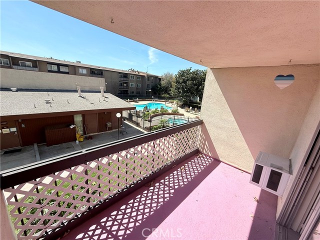 Seal Beach, California, 90740, United States, 2 Bedrooms Bedrooms, ,2 BathroomsBathrooms,Residential,For Sale,2027533