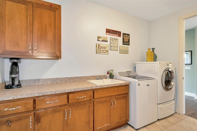 Mokena, Illinois, 60448, United States, 4 Bedrooms Bedrooms, ,3 BathroomsBathrooms,Residential,For Sale,1864687