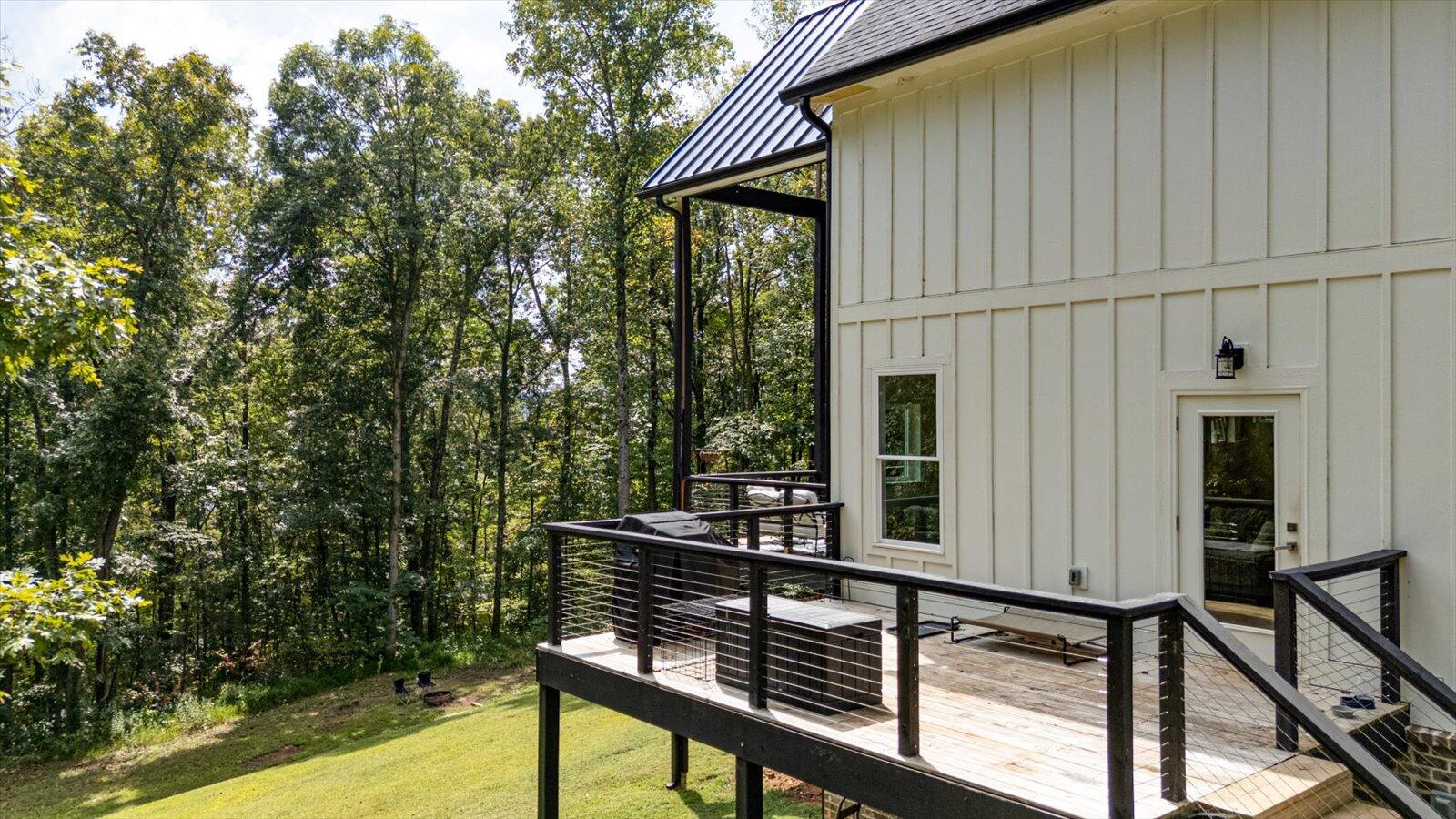 Jasper, Tennessee, 37347, United States, 3 Bedrooms Bedrooms, ,2 BathroomsBathrooms,Residential,For Sale,1976717