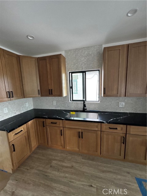 Los Angeles, California, 90043, United States, 4 Bedrooms Bedrooms, ,3 BathroomsBathrooms,Residential,For Sale,1975059