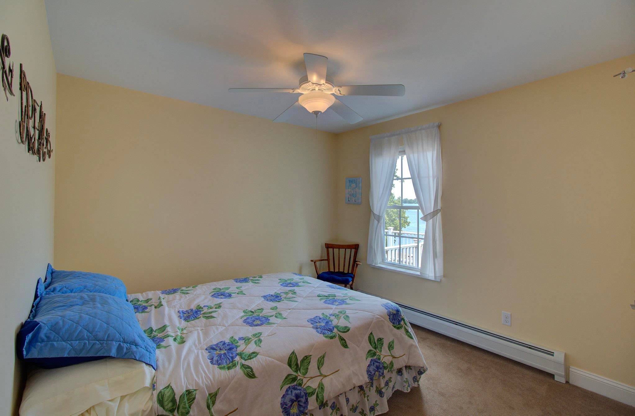 Alburgh, Vermont, 05440, United States, 5 Bedrooms Bedrooms, ,1 BathroomBathrooms,Residential,For Sale,1885348
