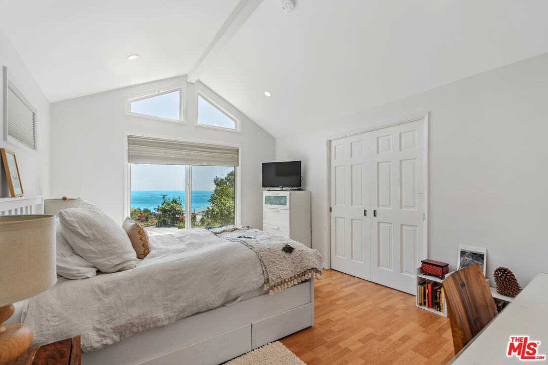 Malibu, California, 90265, United States, 1 Bedroom Bedrooms, ,1 BathroomBathrooms,Residential,For Sale,1891737