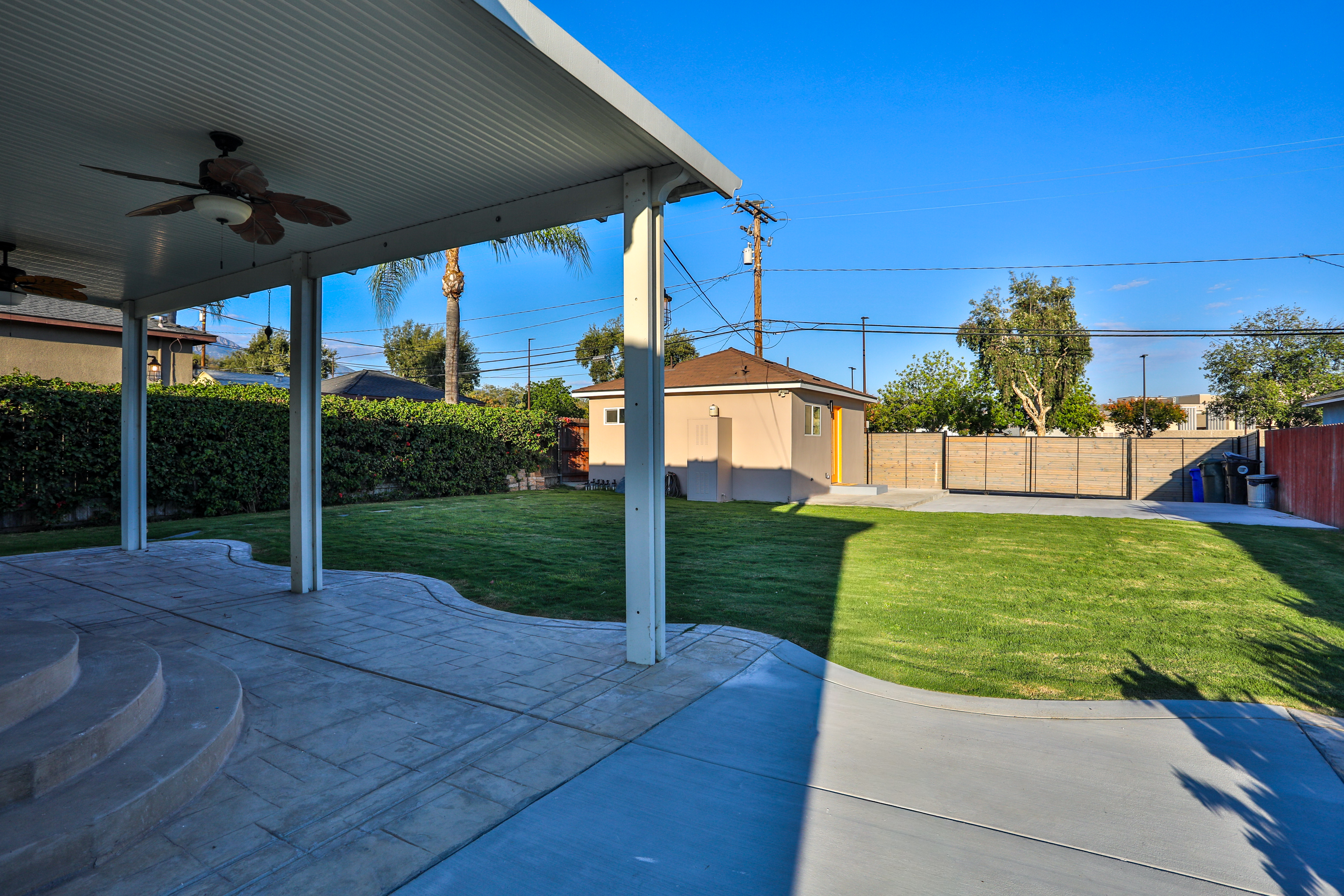  664 N. 8th Avenue, Upland, CA 91786 - 物件實景