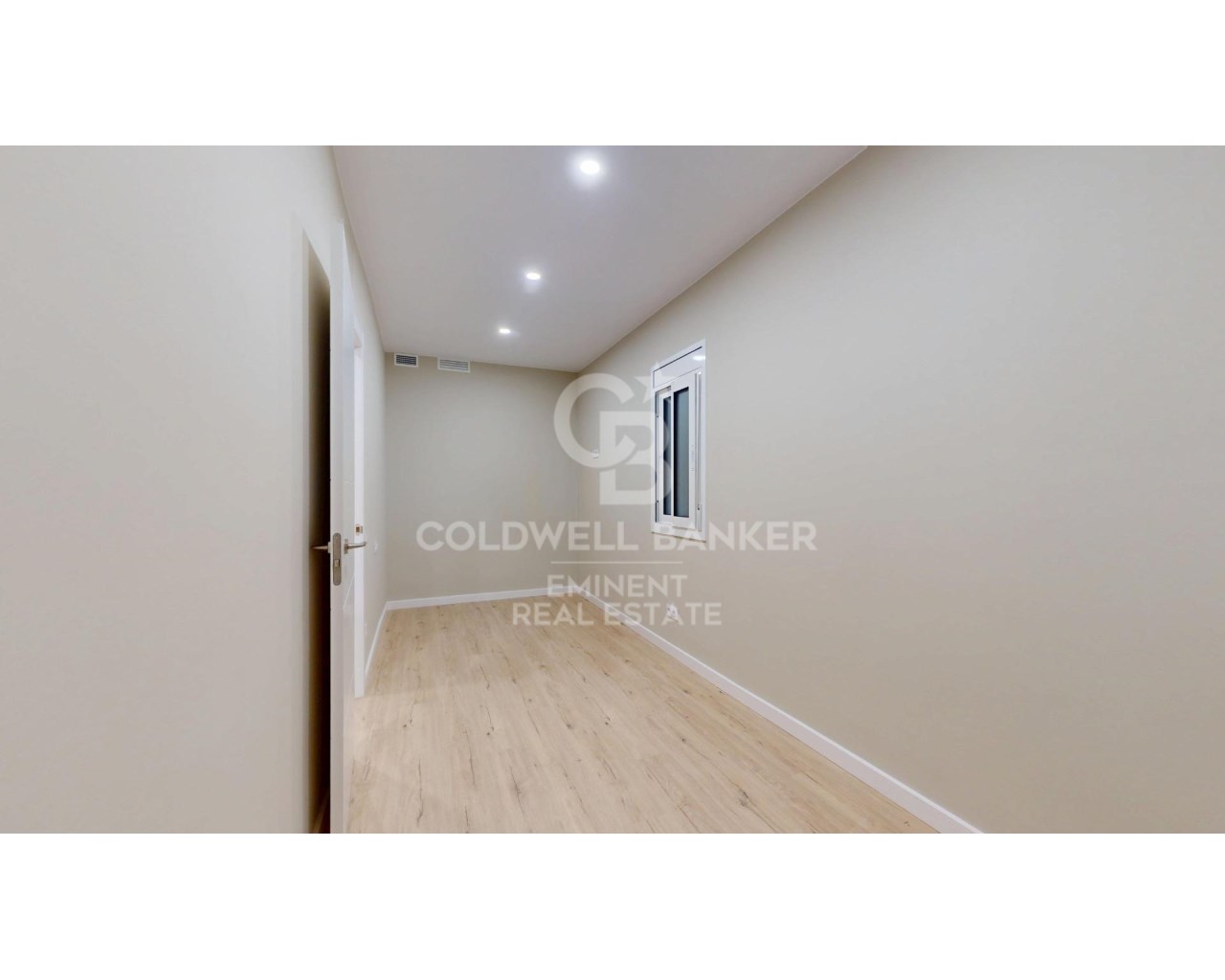 Barcelona, Catalonia, ES, 3 Bedrooms Bedrooms, ,1 BathroomBathrooms,Residential,For Sale,1949864
