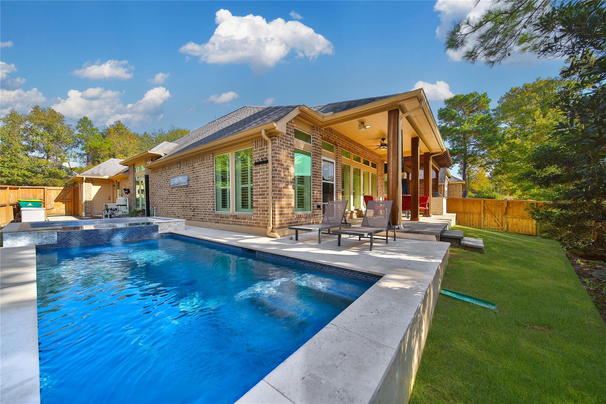 Montgomery, Texas, 77316, United States, 3 Bedrooms Bedrooms, ,3 BathroomsBathrooms,Residential,For Sale,1992455