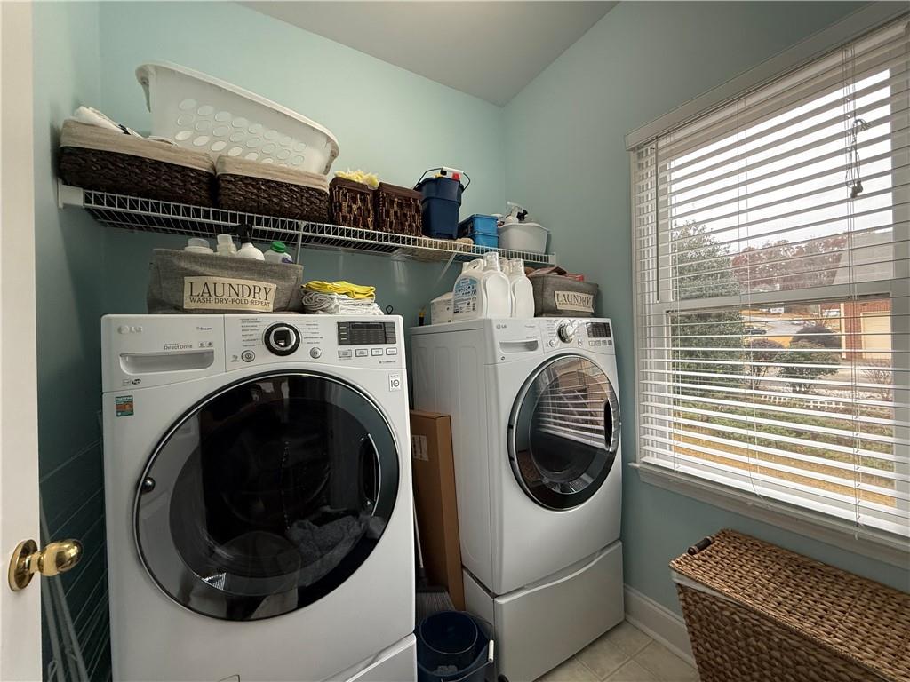 Lilburn, Georgia, 30047, United States, 4 Bedrooms Bedrooms, ,3 BathroomsBathrooms,Residential,For Sale,1999656