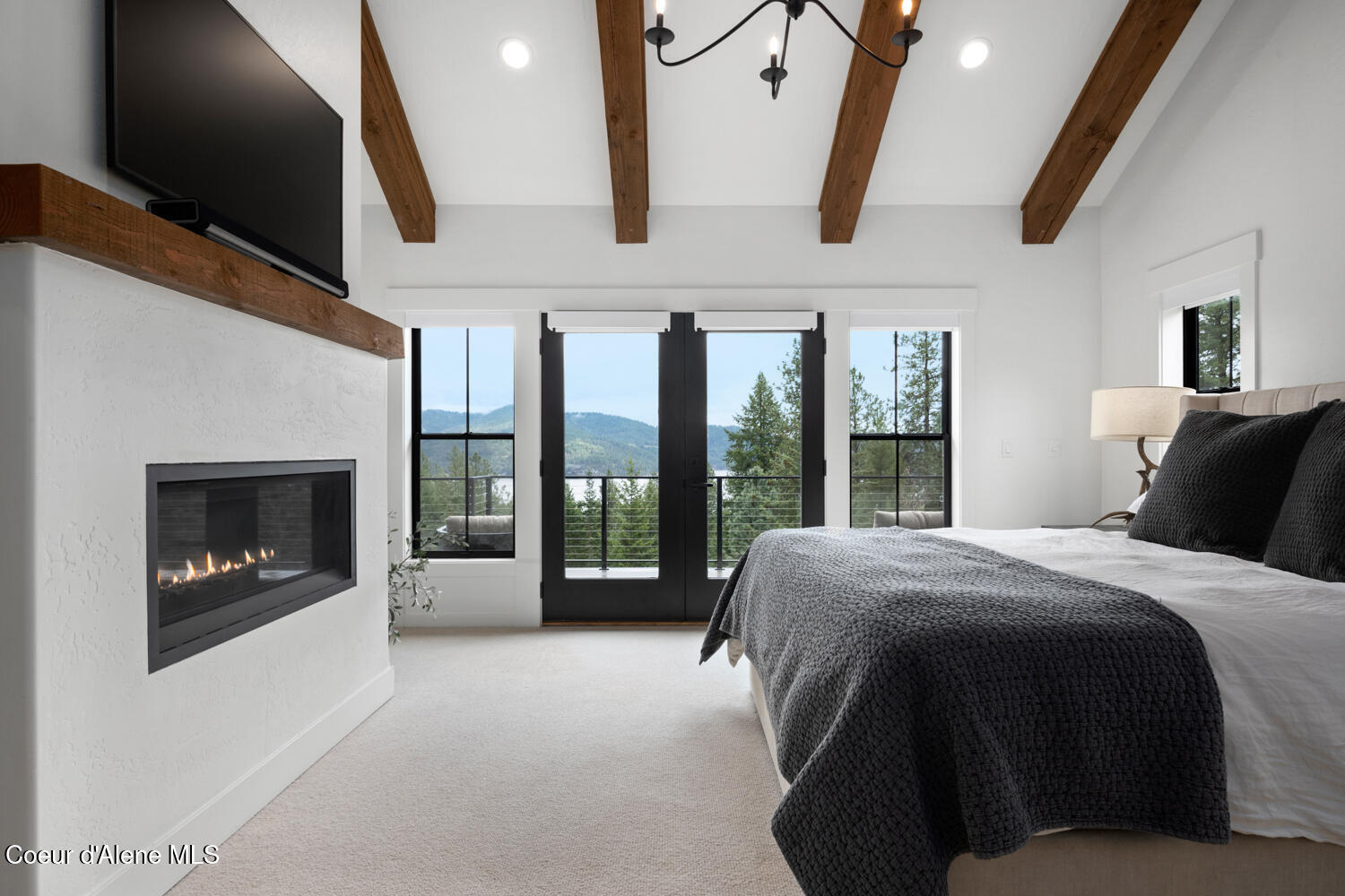 Coeur d'Alene, Idaho, 83814, United States, 4 Bedrooms Bedrooms, ,4 BathroomsBathrooms,Residential,For Sale,2044765