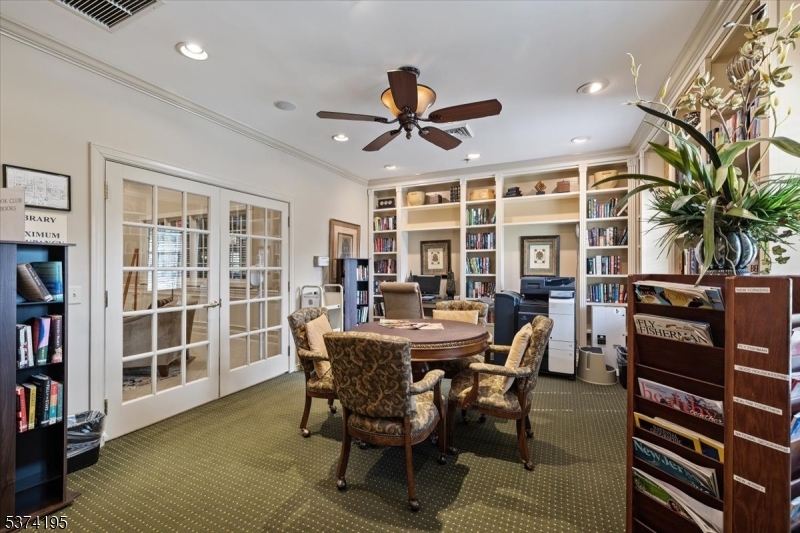 Franklin Twp., New Jersey, 08873, United States, 3 Bedrooms Bedrooms, ,2 BathroomsBathrooms,Residential,For Sale,1908431