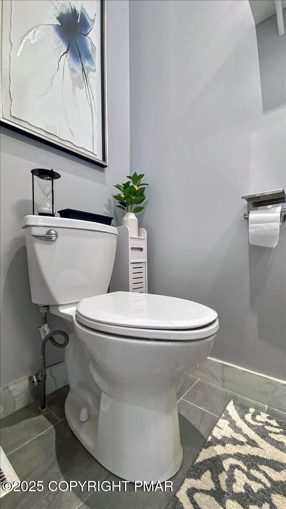 East Stroudsburg, Pennsylvania, 18302, United States, 5 Bedrooms Bedrooms, ,4 BathroomsBathrooms,Residential,For Sale,1980579