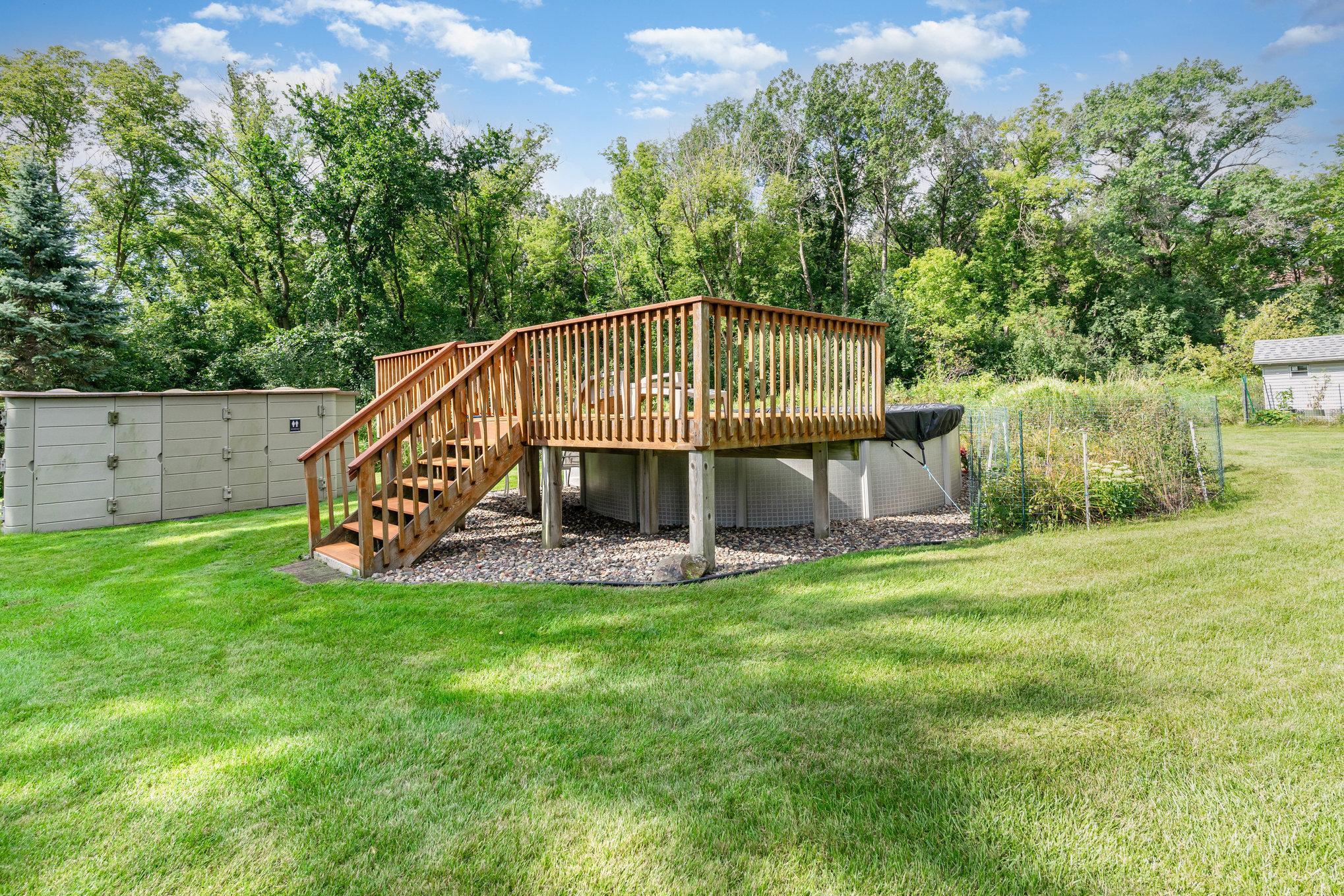 Lakeville, Minnesota, 55044, United States, 5 Bedrooms Bedrooms, ,1 BathroomBathrooms,Residential,For Sale,1989528