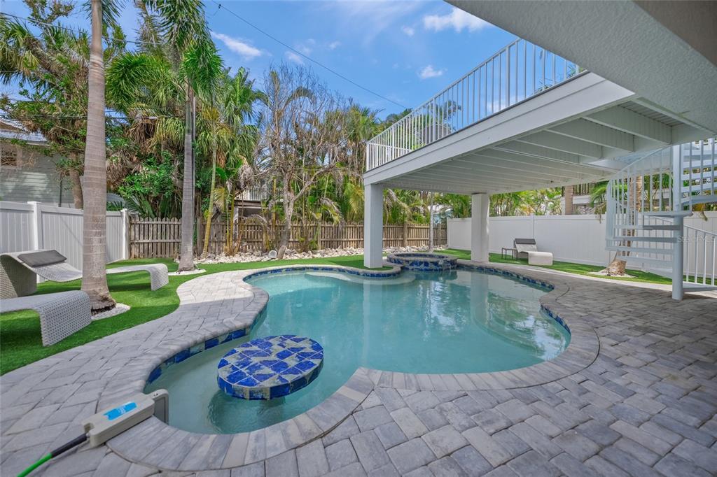 Anna Maria, Florida, 34216, United States, 5 Bedrooms Bedrooms, ,4 BathroomsBathrooms,Residential,For Sale,1819285