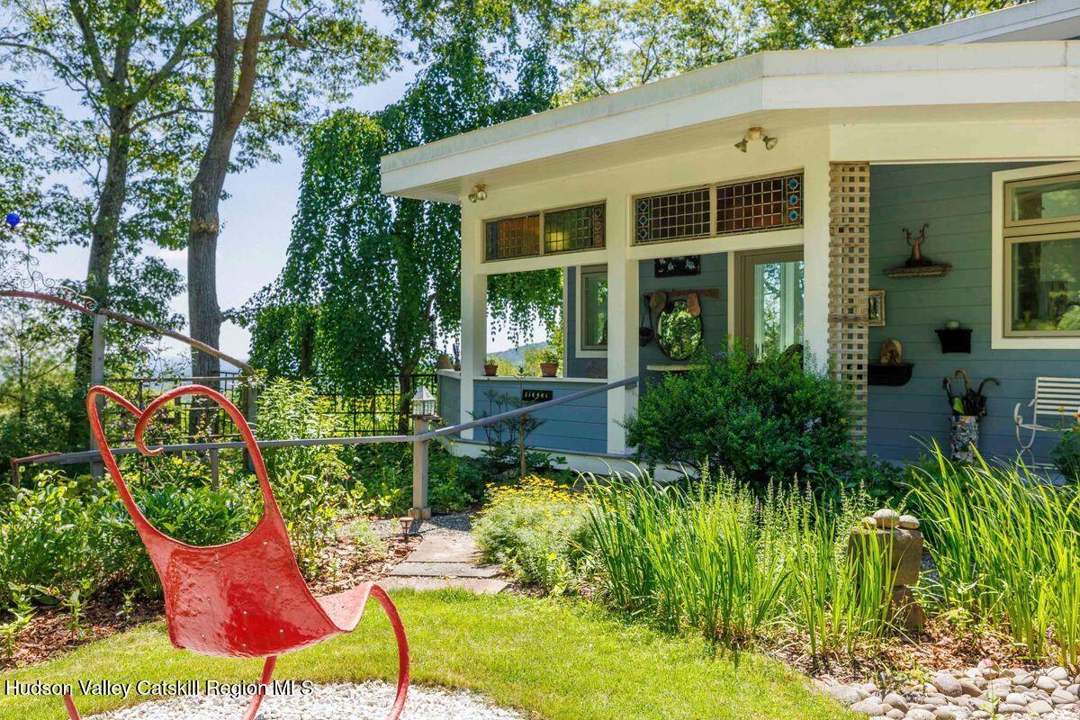 Bearsville, New York, 12409, United States, 3 Bedrooms Bedrooms, ,3 BathroomsBathrooms,Residential,For Sale,1901832