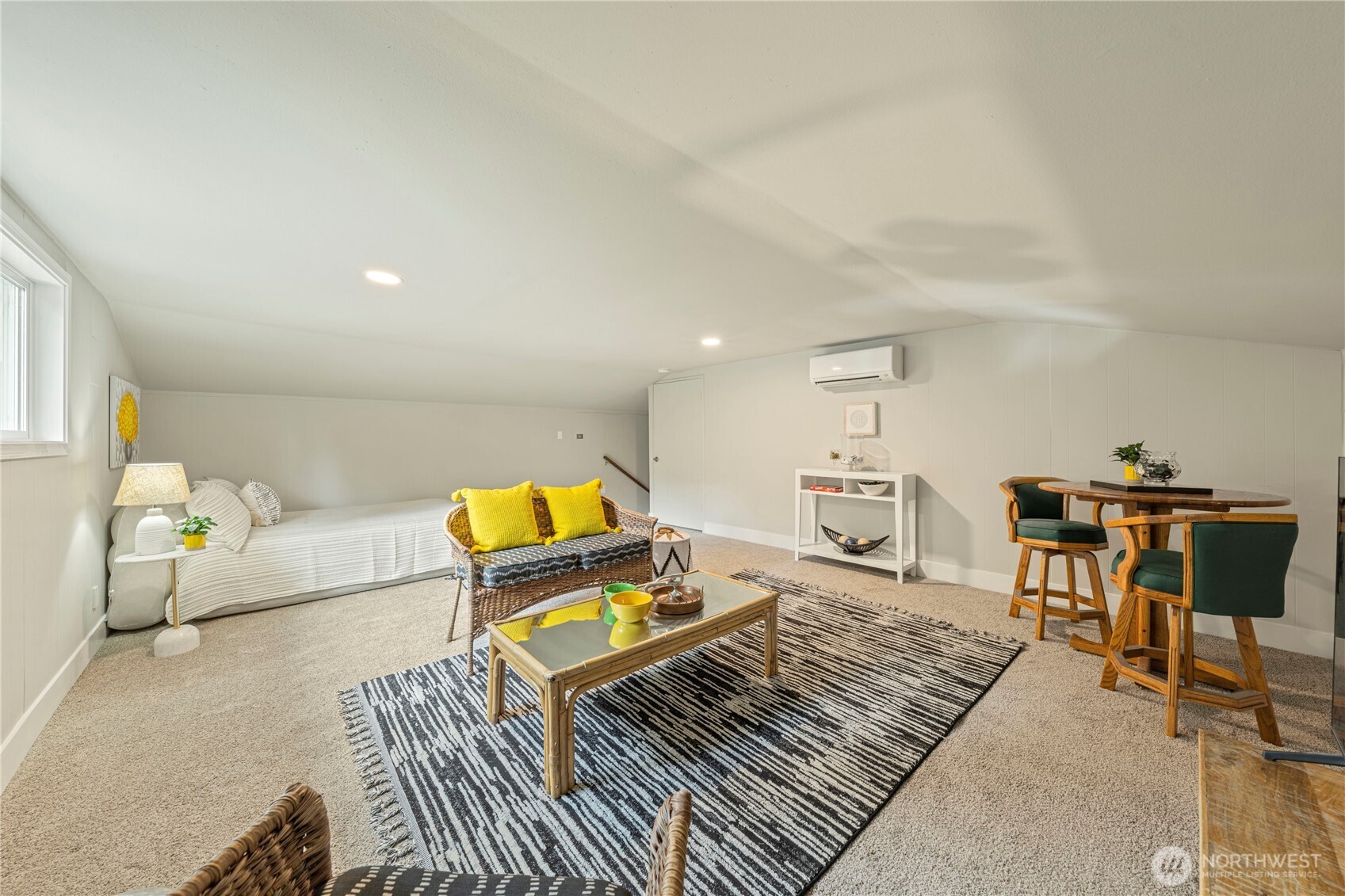 University Place, Washington, 98466, United States, 5 Bedrooms Bedrooms, ,3 BathroomsBathrooms,Residential,For Sale,1910787