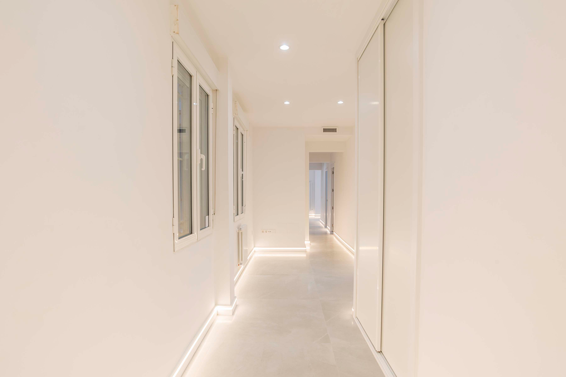  Renovated ground floor with private patio in Argüelles - 物件實景