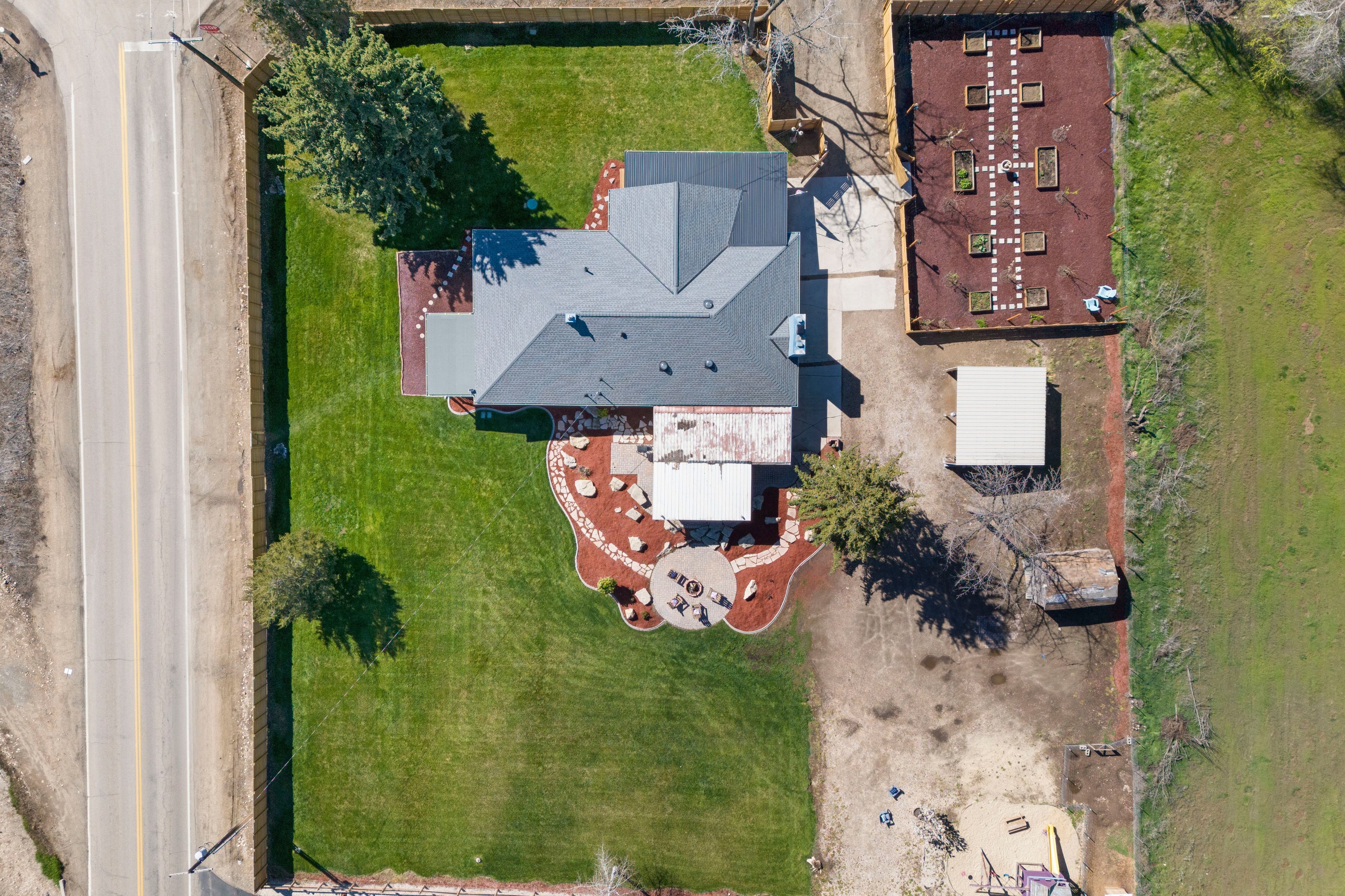  Farm-to-Table Living with Income Unit & Views - 物件實景