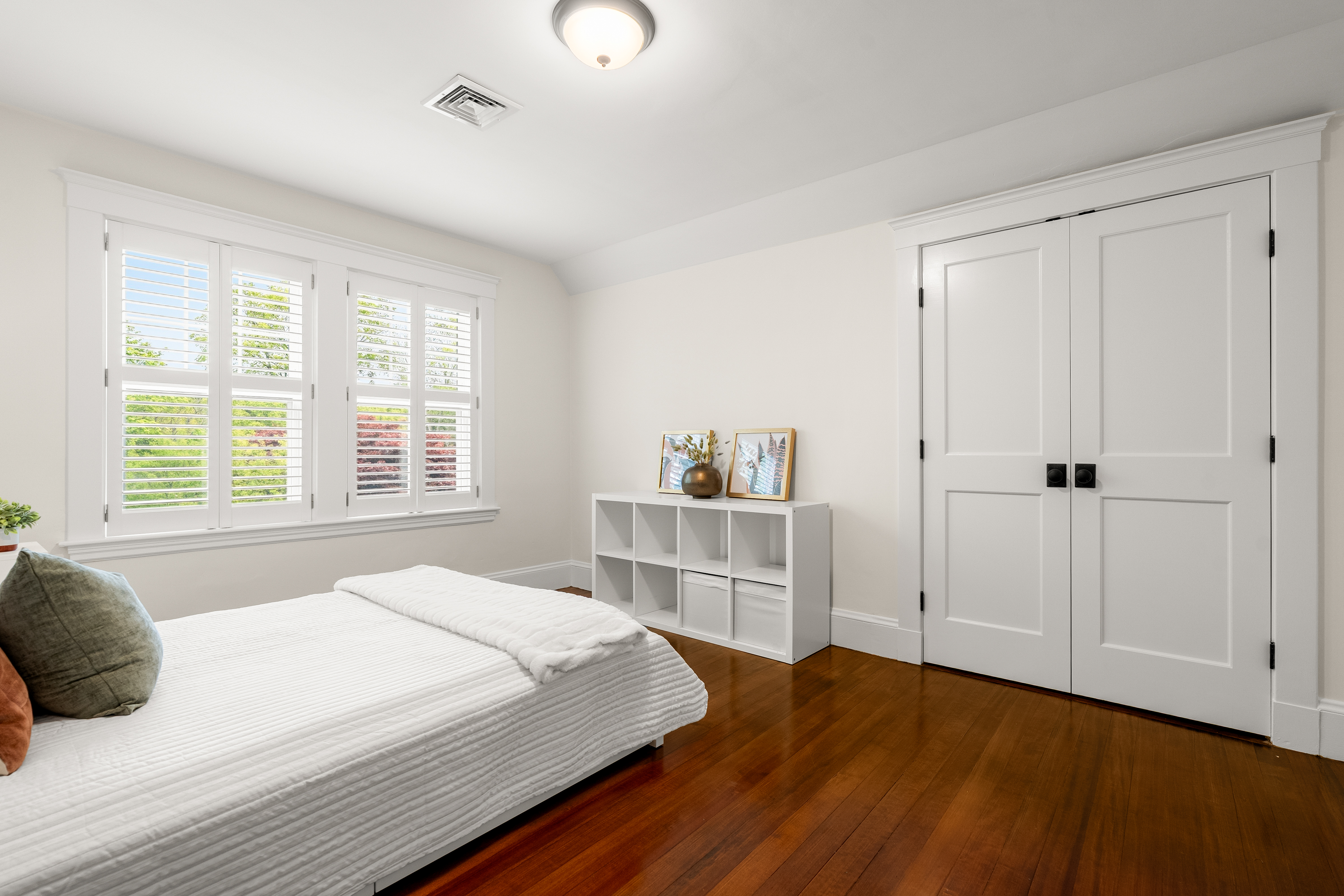 45 Hillside, Unit 2, Arlington, MA, 02476 - 物件實景