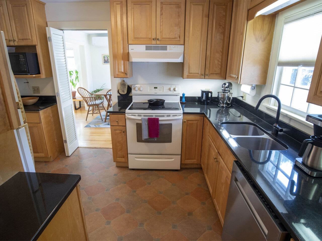 Montpelier, Vermont, 05602, United States, 4 Bedrooms Bedrooms, ,1 BathroomBathrooms,Residential,For Sale,1926539