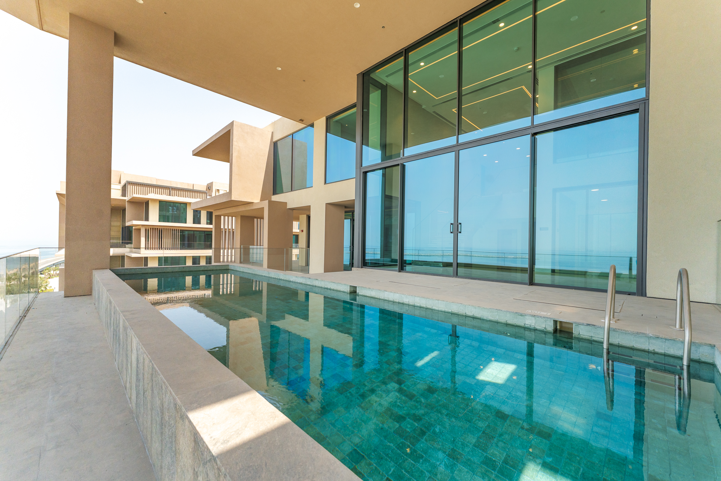  Stunning Luxury Apartment with Full Sea Views - 物件實景