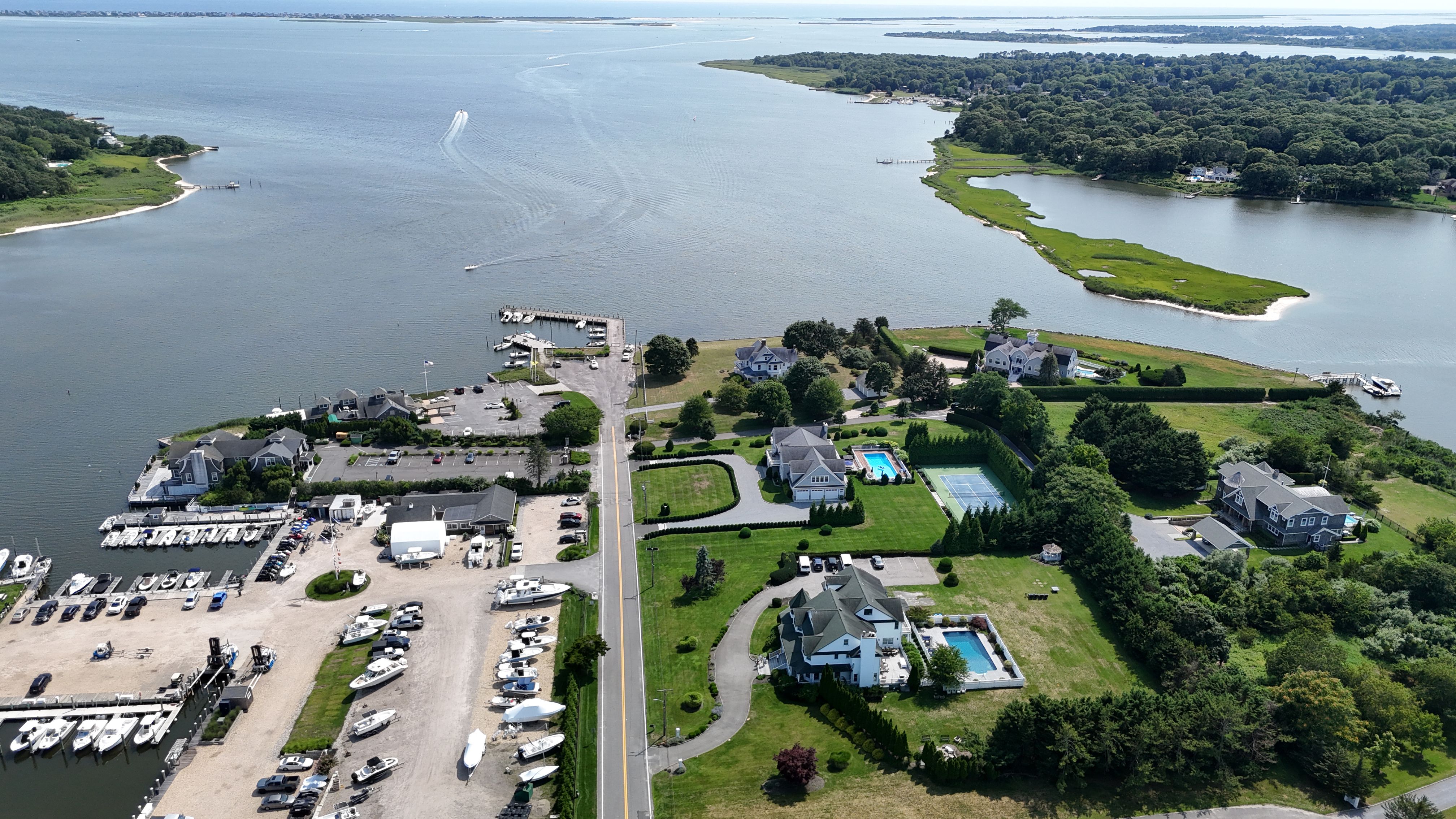  61 S Bay Avenue, Eastport, NY, 11941 - 物件實景