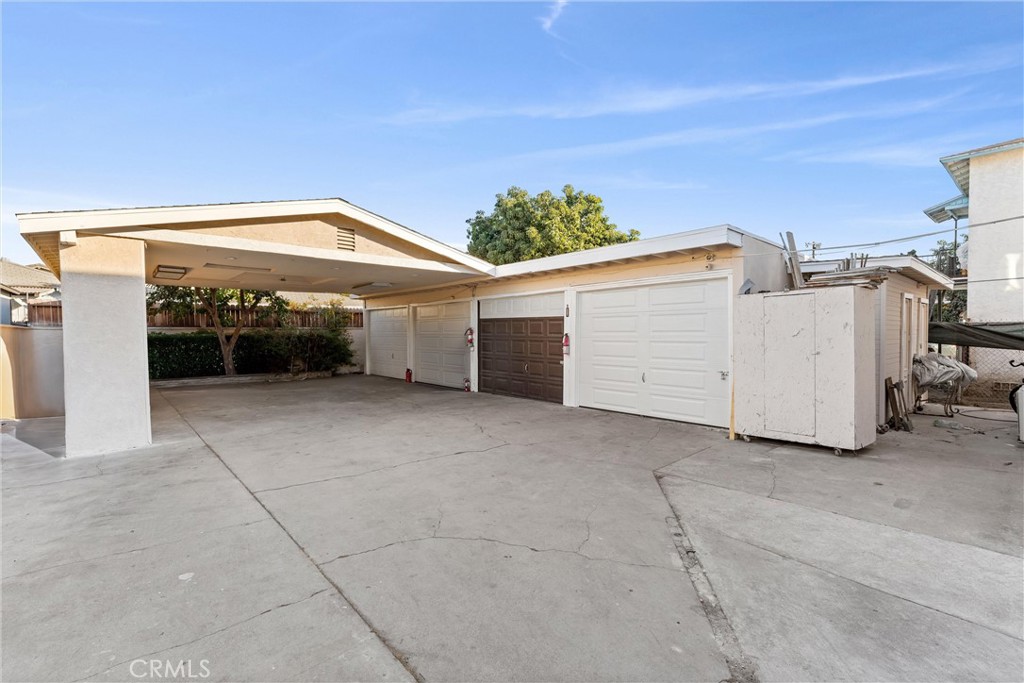 Compton, California, 90220, United States, ,Residential,For Sale,1842717