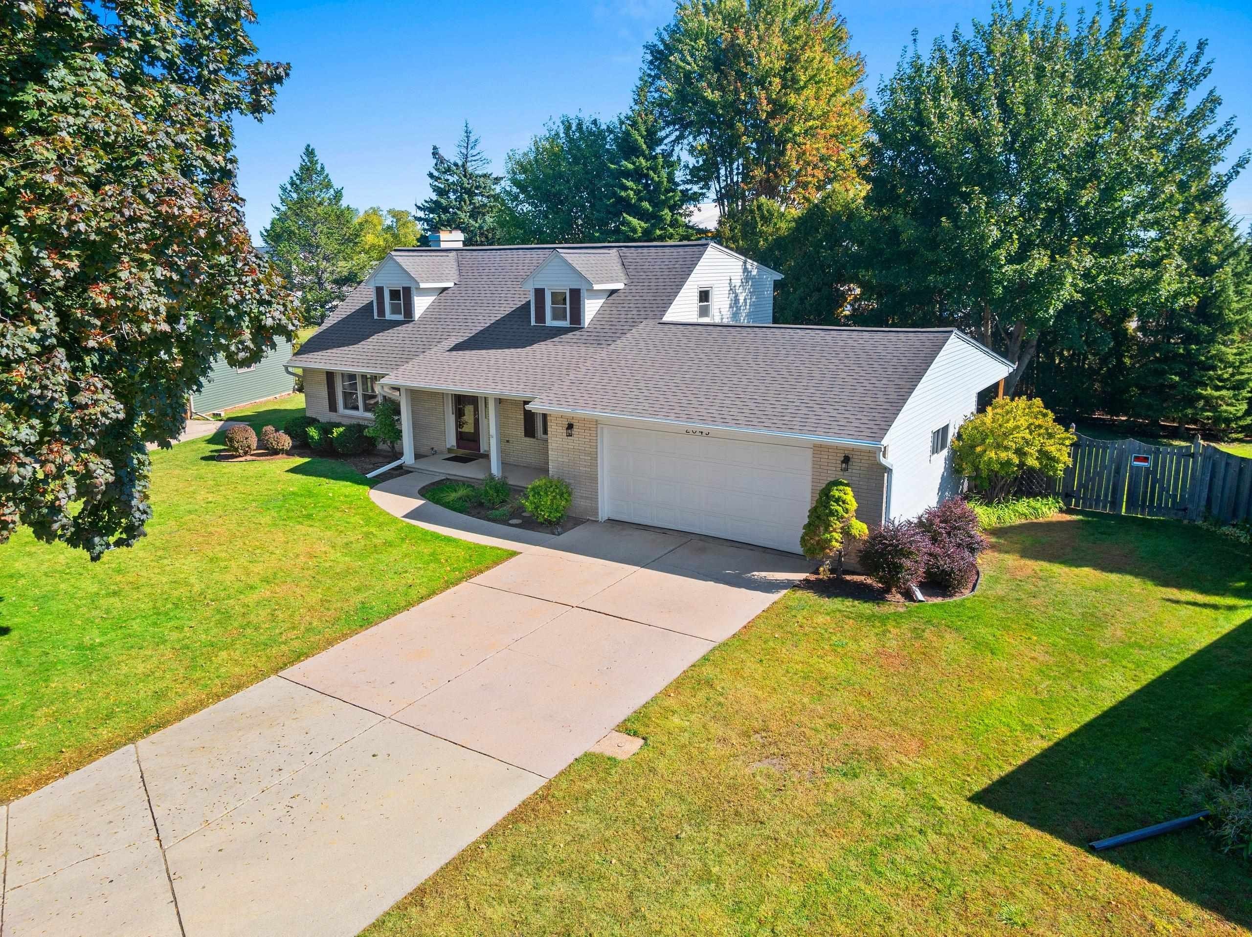 GREEN BAY, Wisconsin, 54304-4417, United States, 4 Bedrooms Bedrooms, ,2 BathroomsBathrooms,Residential,For Sale,1978060