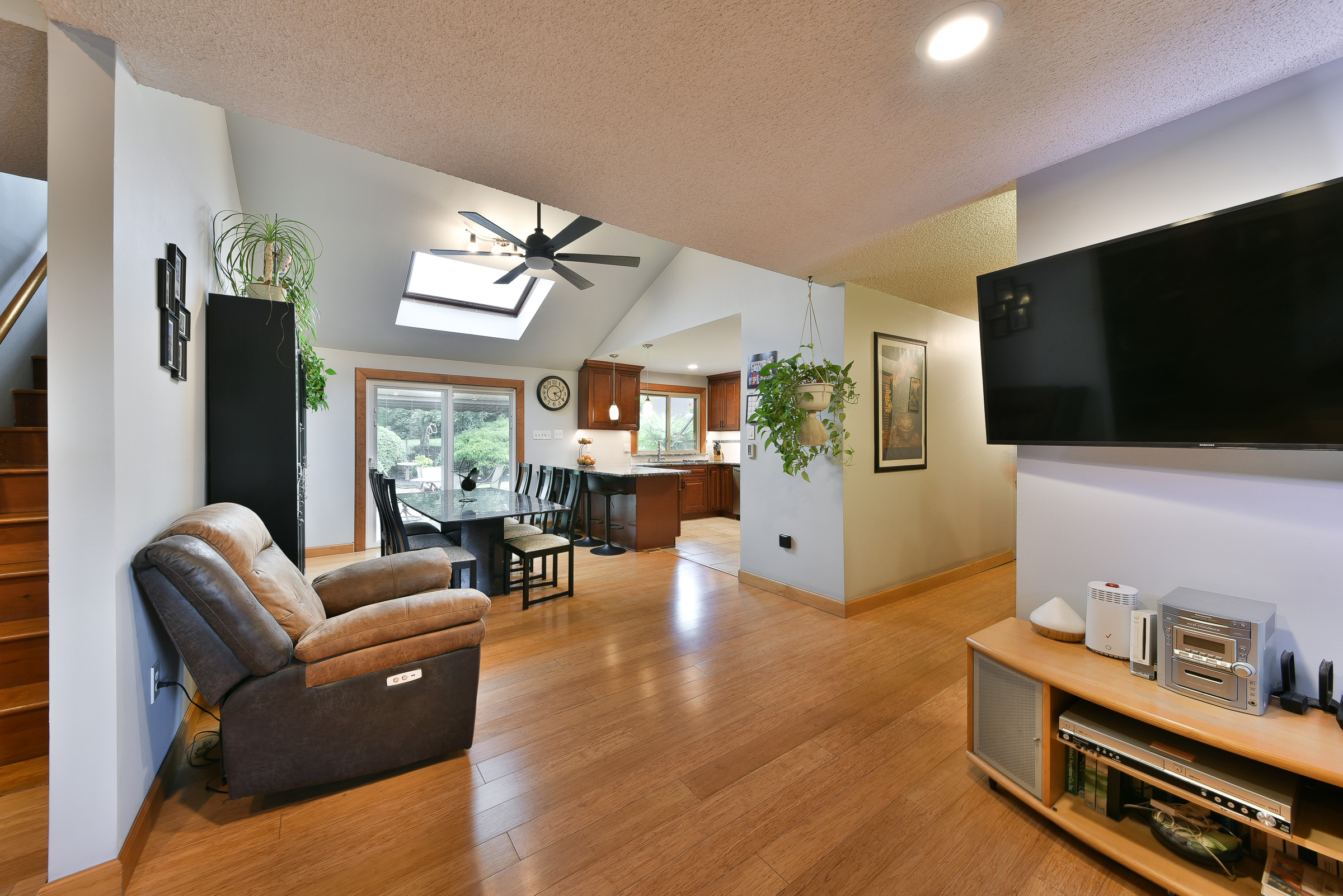 Feasterville Trevose, Pennsylvania, 19053, United States, 4 Bedrooms Bedrooms, ,2 BathroomsBathrooms,Residential,For Sale,1920735