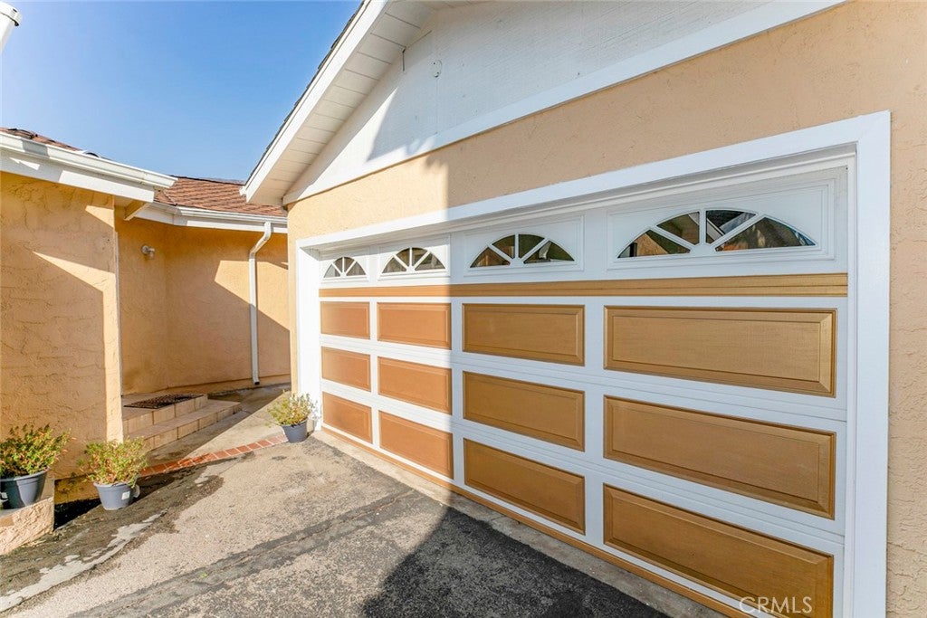 Sunland, California, 91040, United States, 3 Bedrooms Bedrooms, ,2 BathroomsBathrooms,Residential,For Sale,1997333