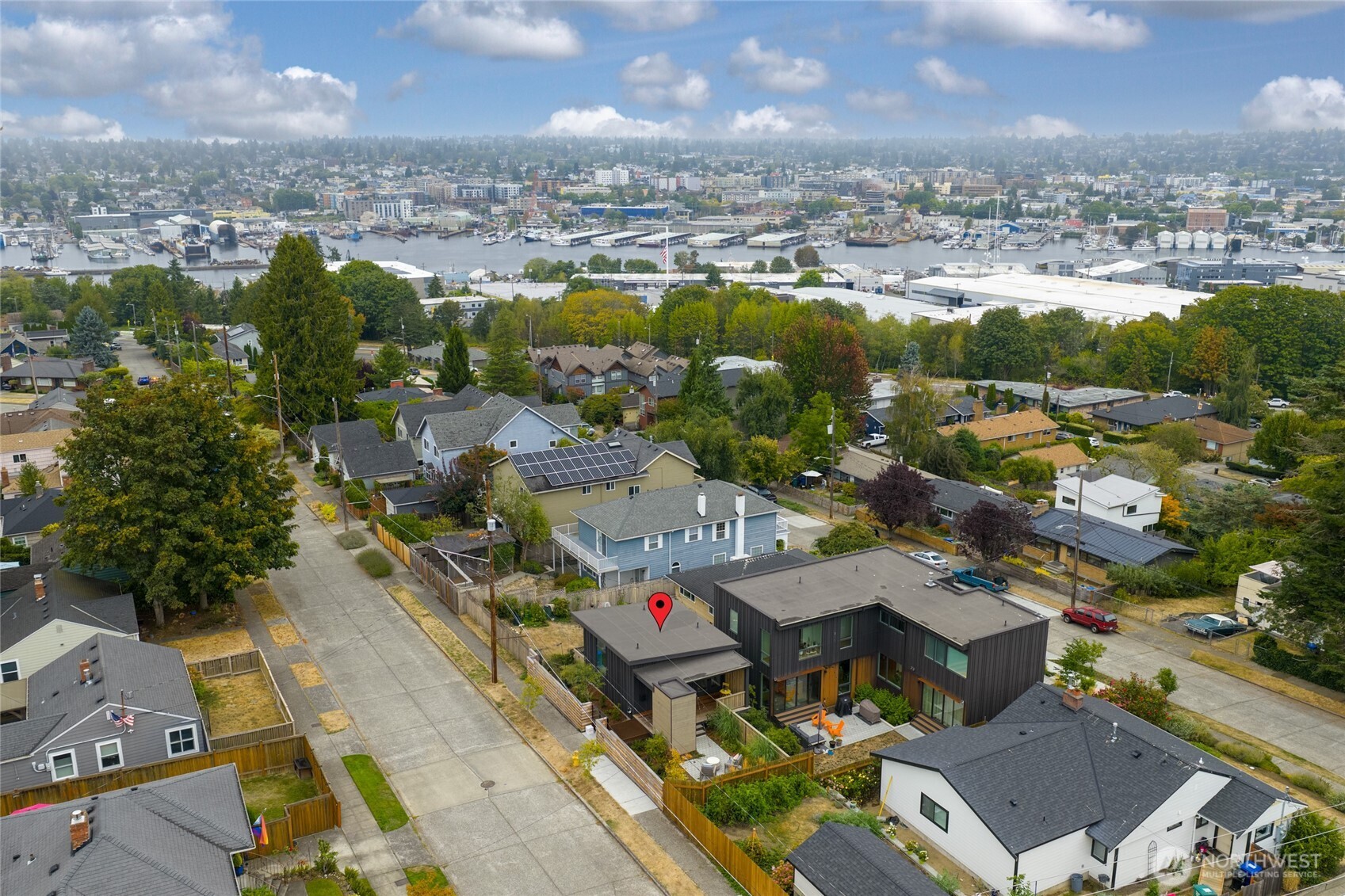 Seattle, Washington, 98199, United States, 2 Bedrooms Bedrooms, ,1 BathroomBathrooms,Residential,For Sale,1950850