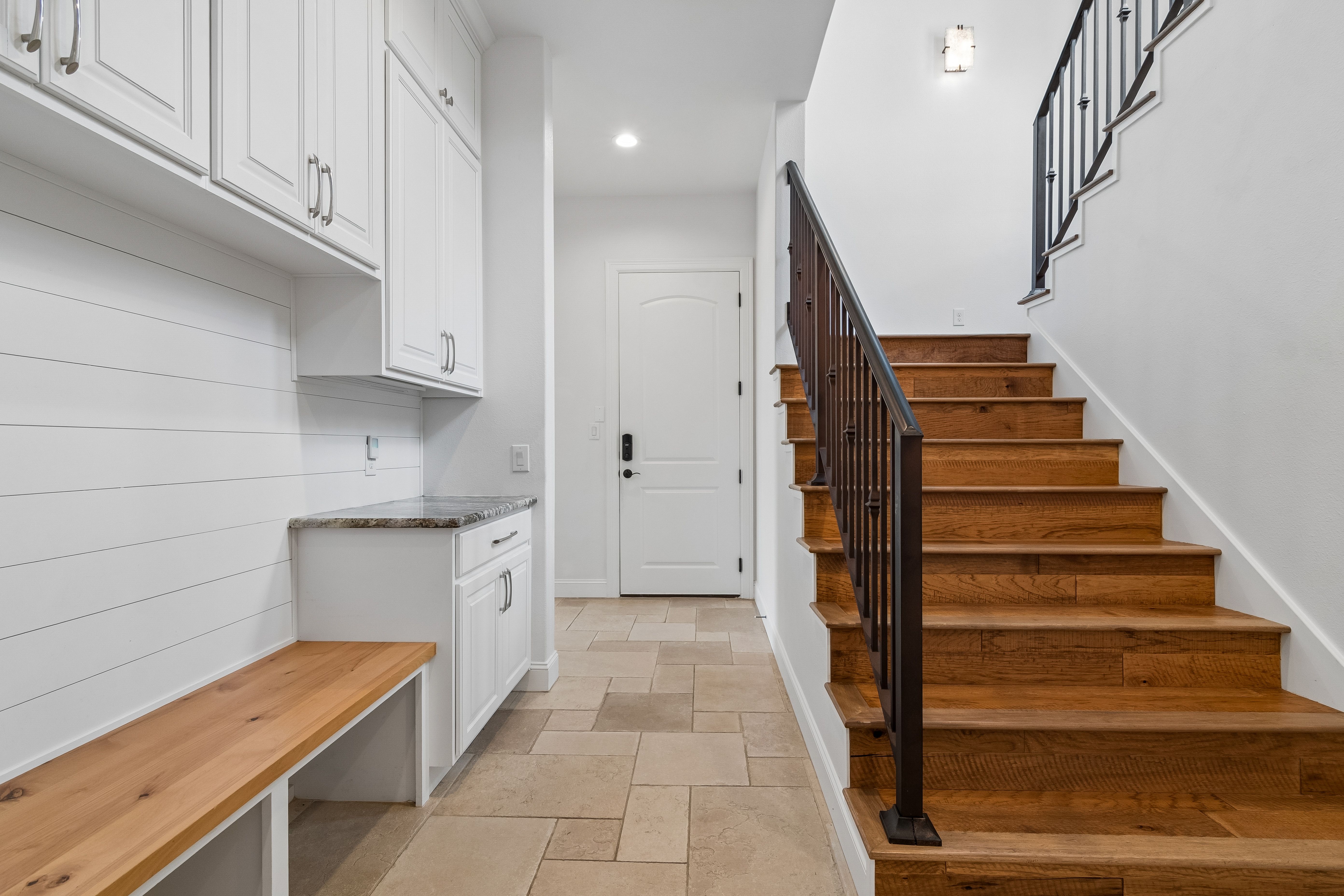  Elevated Living in Lakeview Ridge Estate - 物件實景