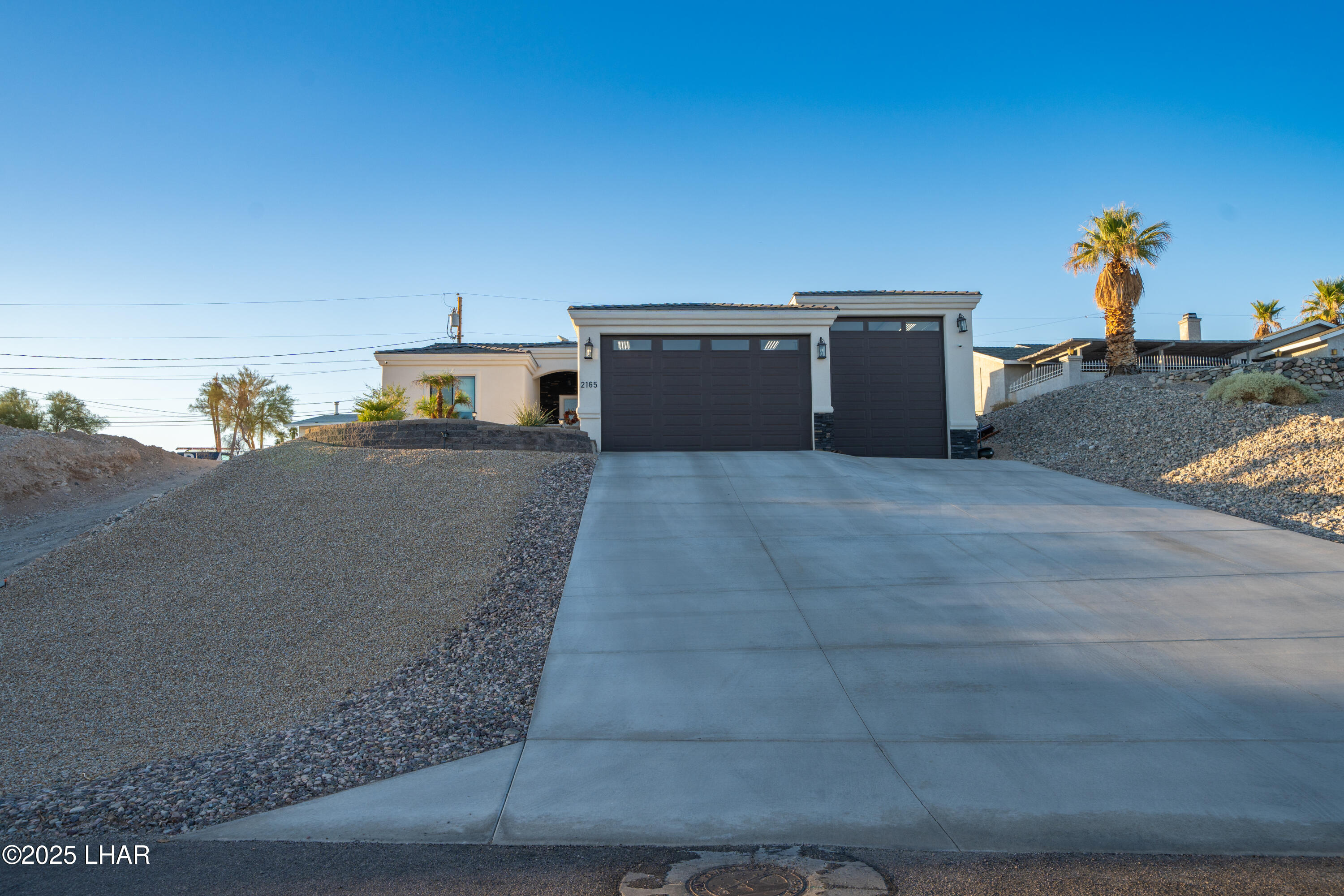 Lake Havasu City, Arizona, 86403, United States, 3 Bedrooms Bedrooms, ,4 BathroomsBathrooms,Residential,For Sale,1827027