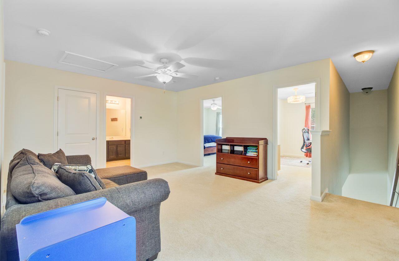 Wando, South Carolina, 29492, United States, 4 Bedrooms Bedrooms, ,3 BathroomsBathrooms,Residential,For Sale,1985333