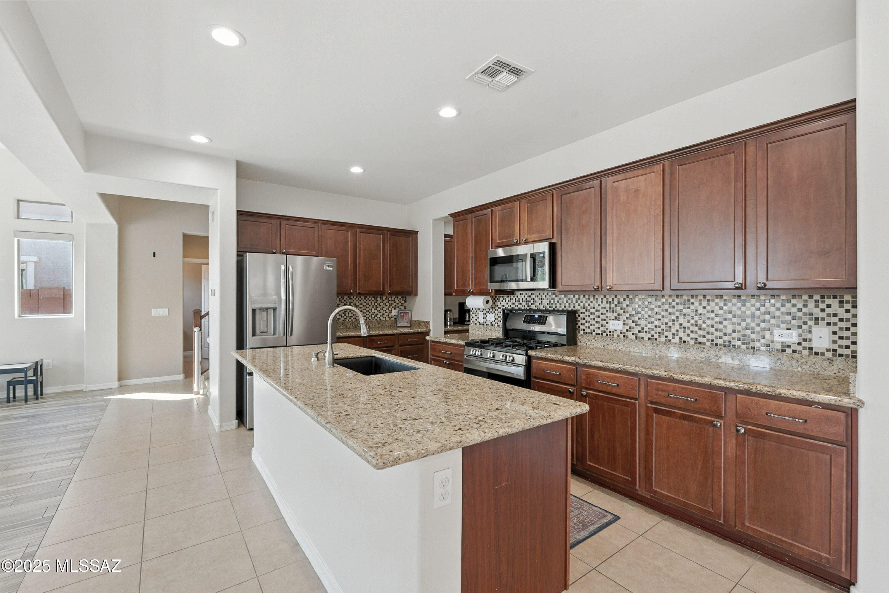 Marana, Arizona, 85658, United States, 3 Bedrooms Bedrooms, ,4 BathroomsBathrooms,Residential,For Sale,1911374
